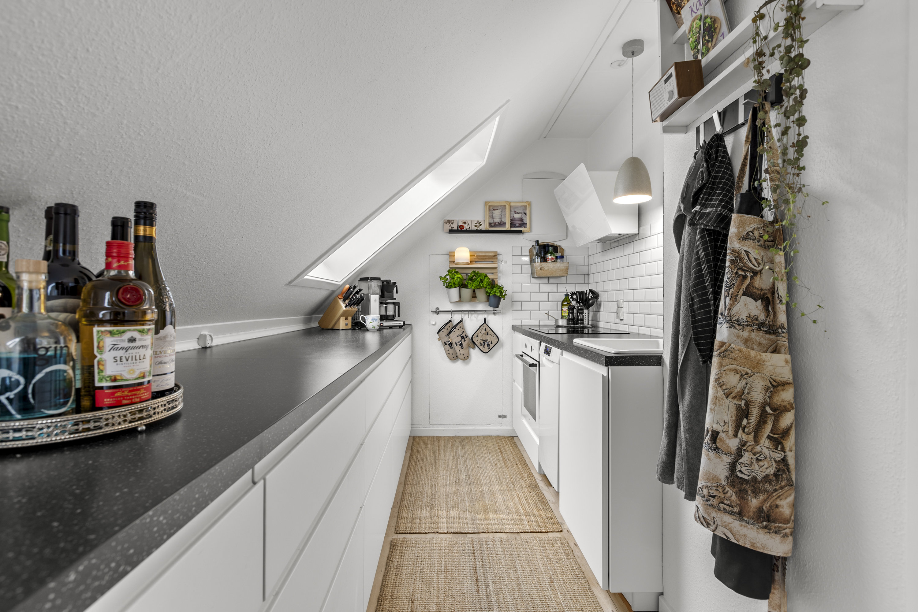 Fremhævet køkken billede i fuldskærmstilstand. Billede af Søndergade 27, 2. th., 4180 Sorø