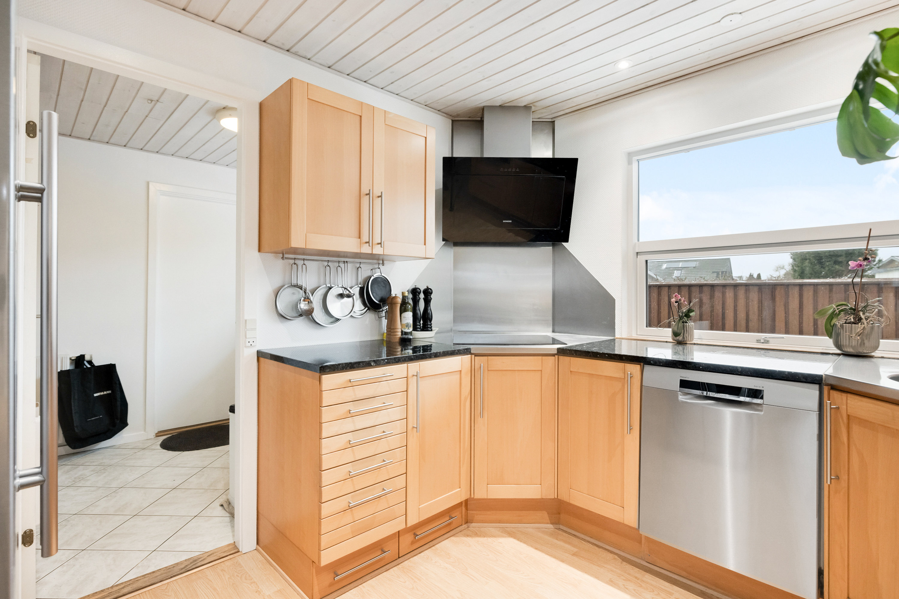 Fremhævet  billede i fuldskærmstilstand. Billede af Solbærvej 10, 8471 Sabro