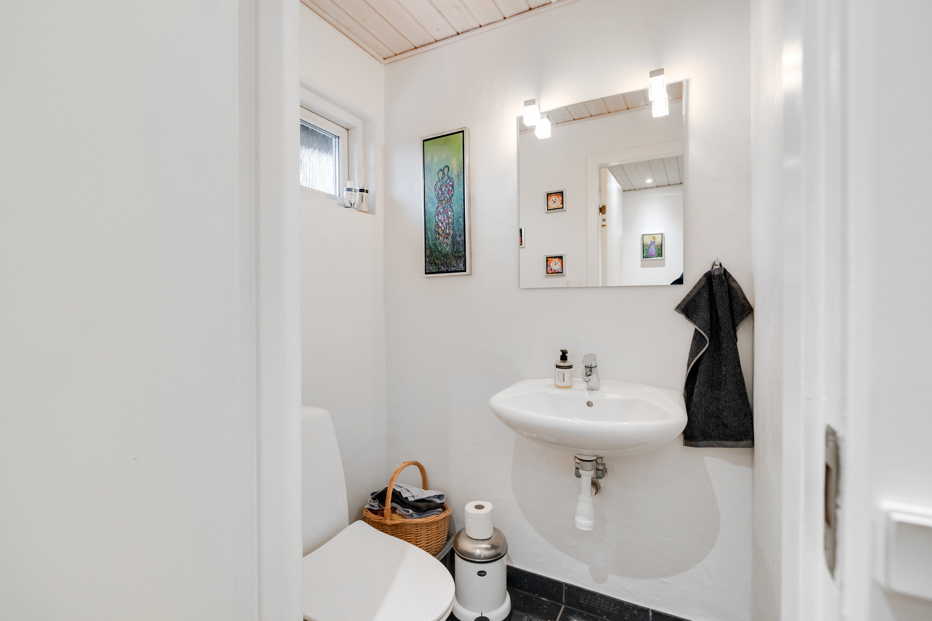 Fremhævet  billede i fuldskærmstilstand. Billede af Solbærvej 10, 8471 Sabro