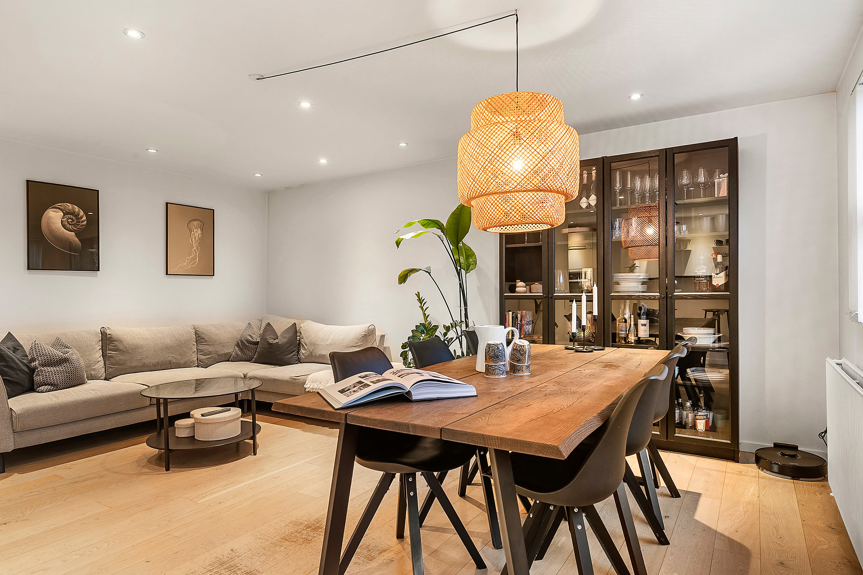 Fremhævet spisestue billede i fuldskærmstilstand. Billede af Danmarksgade 1B, 8700 Horsens