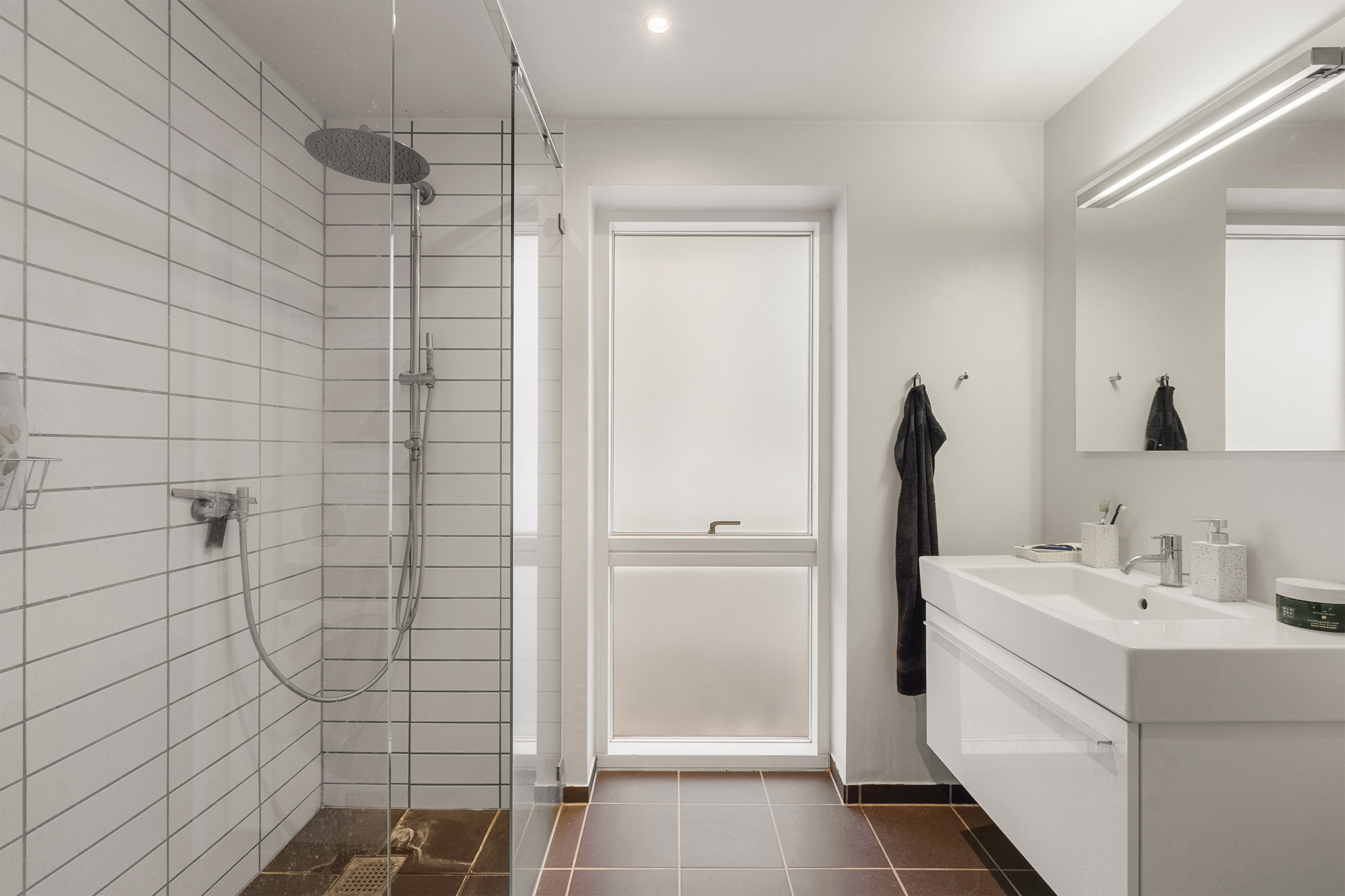 Fremhævet badeværelse billede i fuldskærmstilstand. Billede af Promenadebyen 6, st.., 5000 Odense C