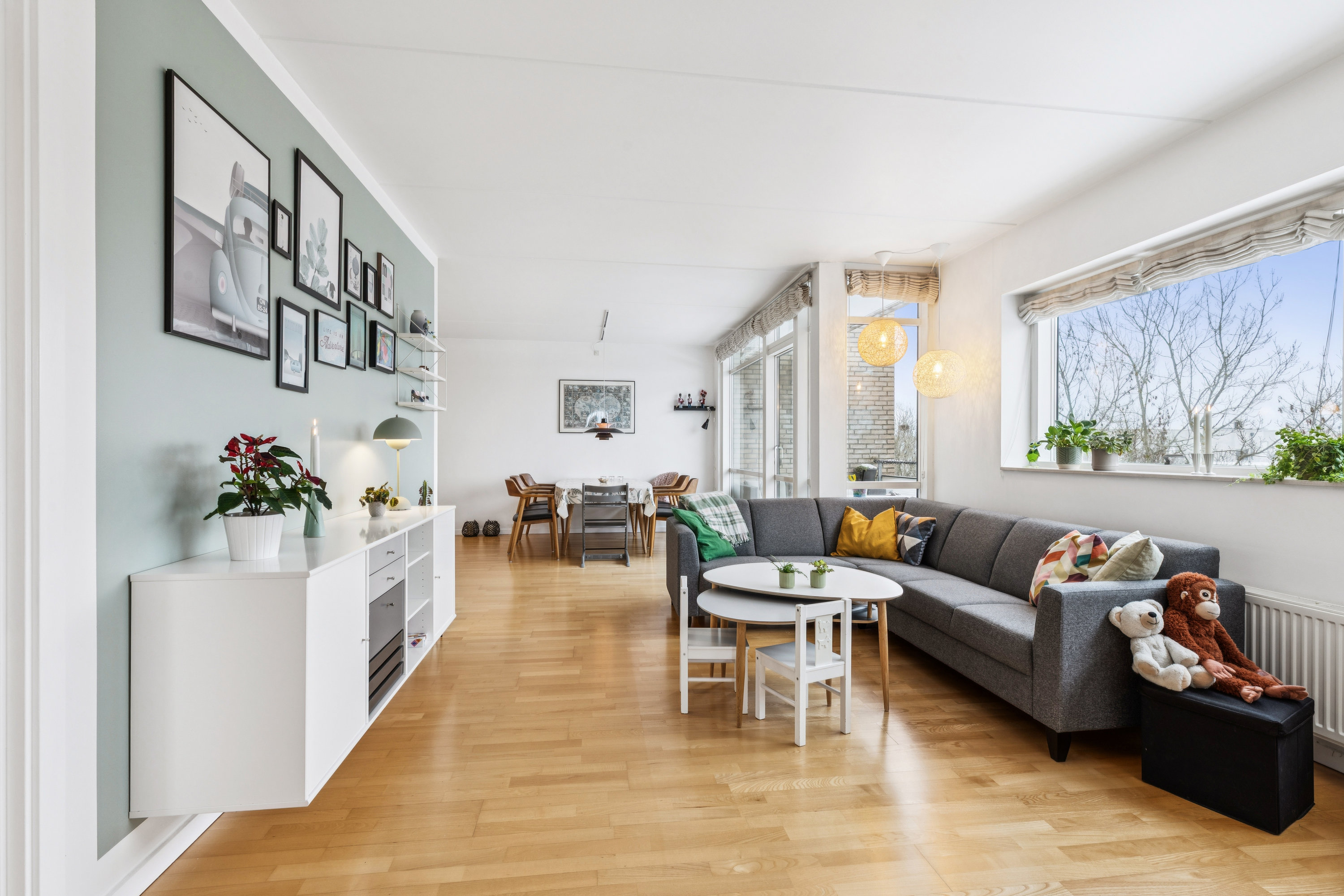 Fremhævet stue billede i fuldskærmstilstand. Billede af Berings Gade 8, 2. tv., Høje Taastrup, 2630 Taastrup