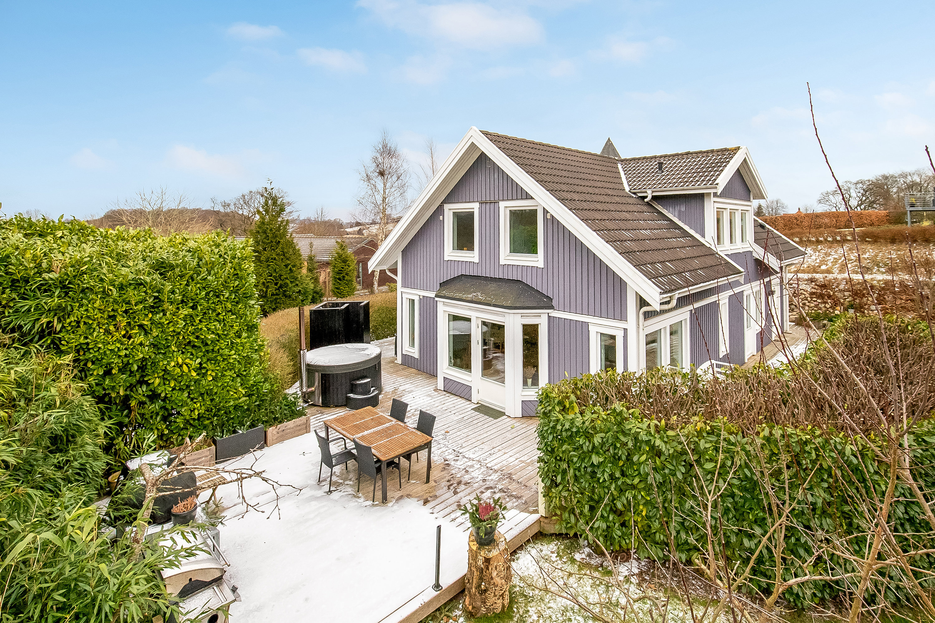 Fremhævet mastefoto billede i fuldskærmstilstand. Billede af Fjordvænget 30, Brejning, 7080 Børkop