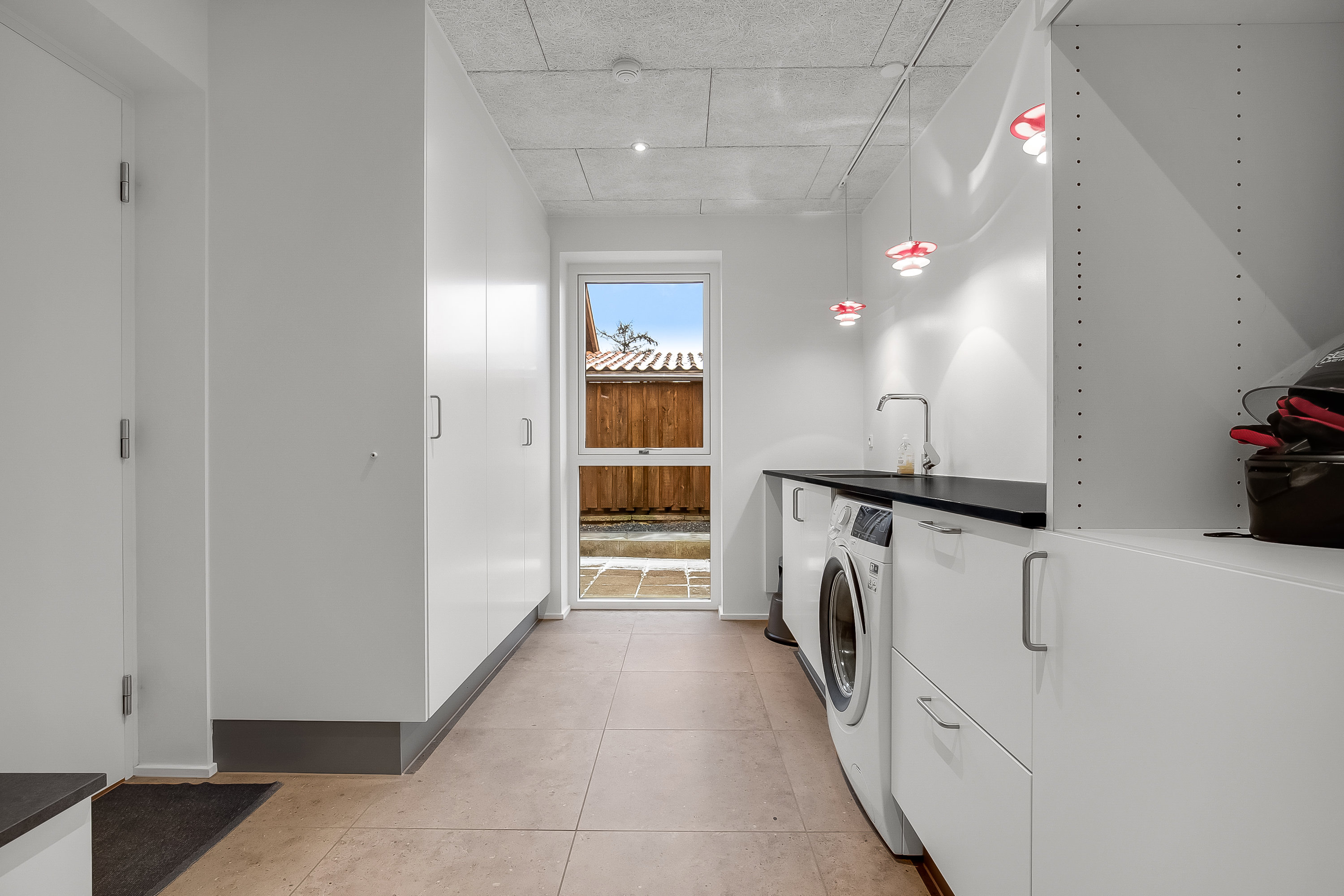 Fremhævet bryggers billede i fuldskærmstilstand. Billede af Kløvervej 21, Søndermarken, 7100 Vejle