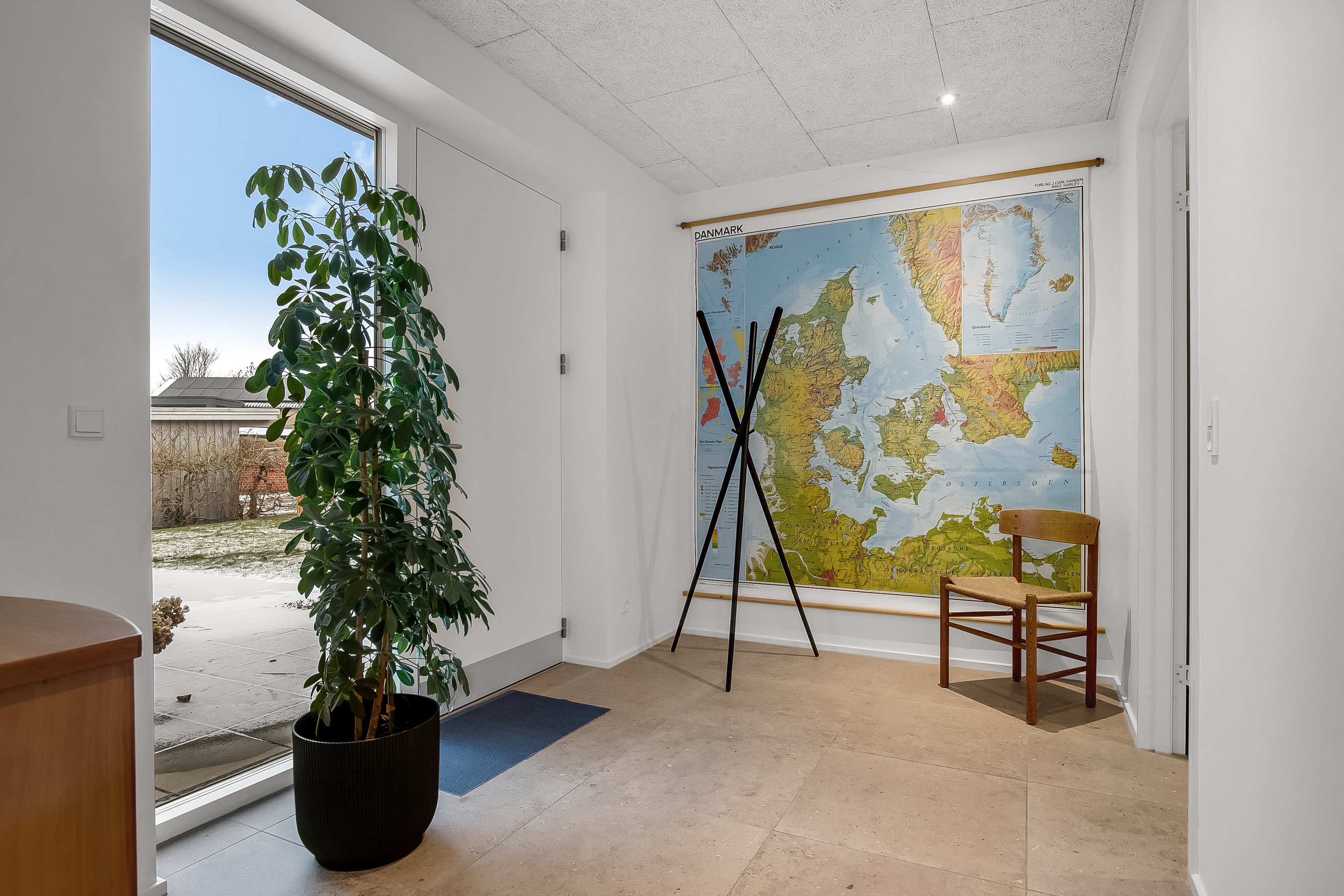 Fremhævet entré billede i fuldskærmstilstand. Billede af Kløvervej 21, Søndermarken, 7100 Vejle