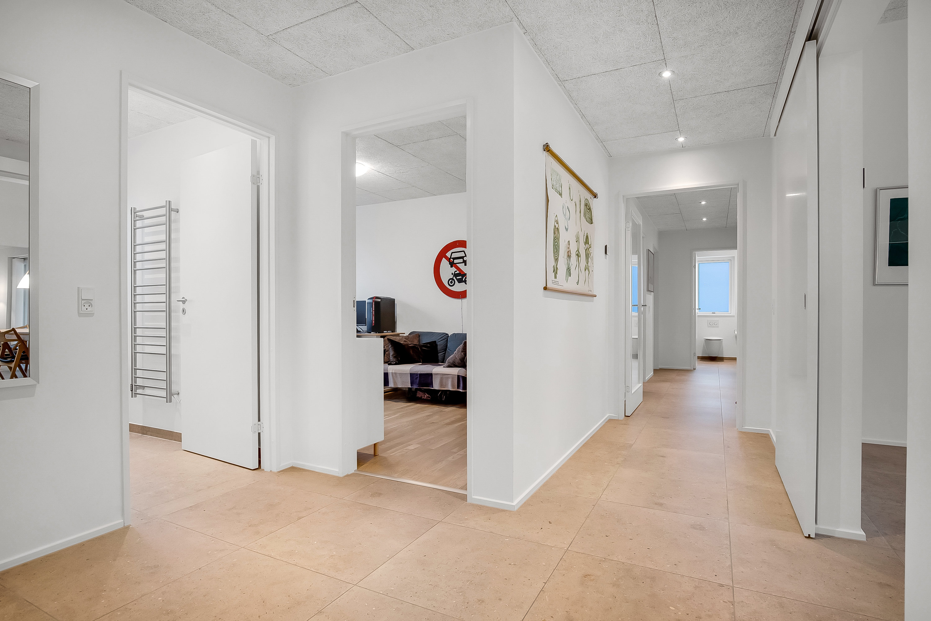 Fremhævet gang billede i fuldskærmstilstand. Billede af Kløvervej 21, Søndermarken, 7100 Vejle