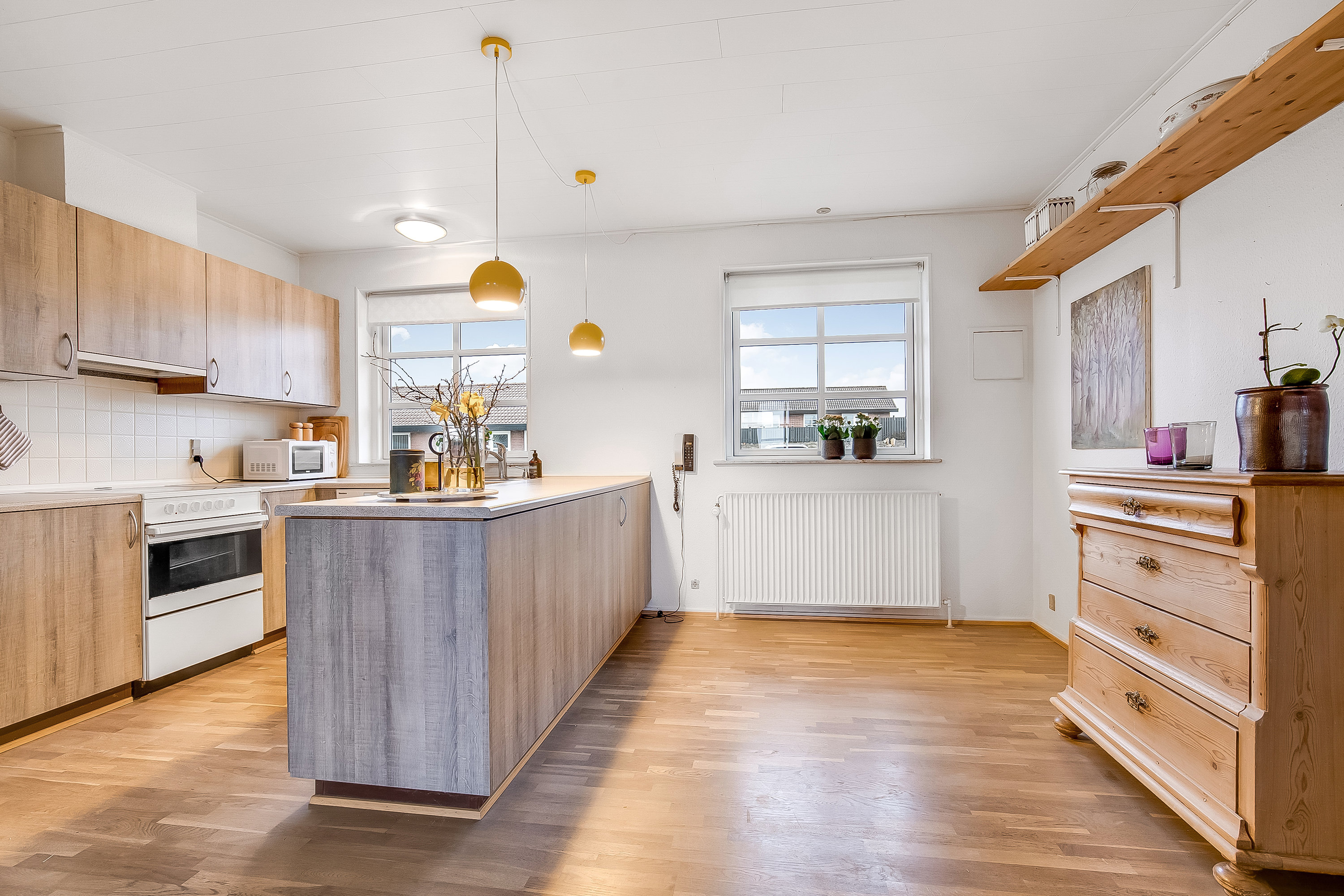 Fremhævet køkken alrum billede i fuldskærmstilstand. Billede af Prangerager 41, Bredballe, 7120 Vejle Øst