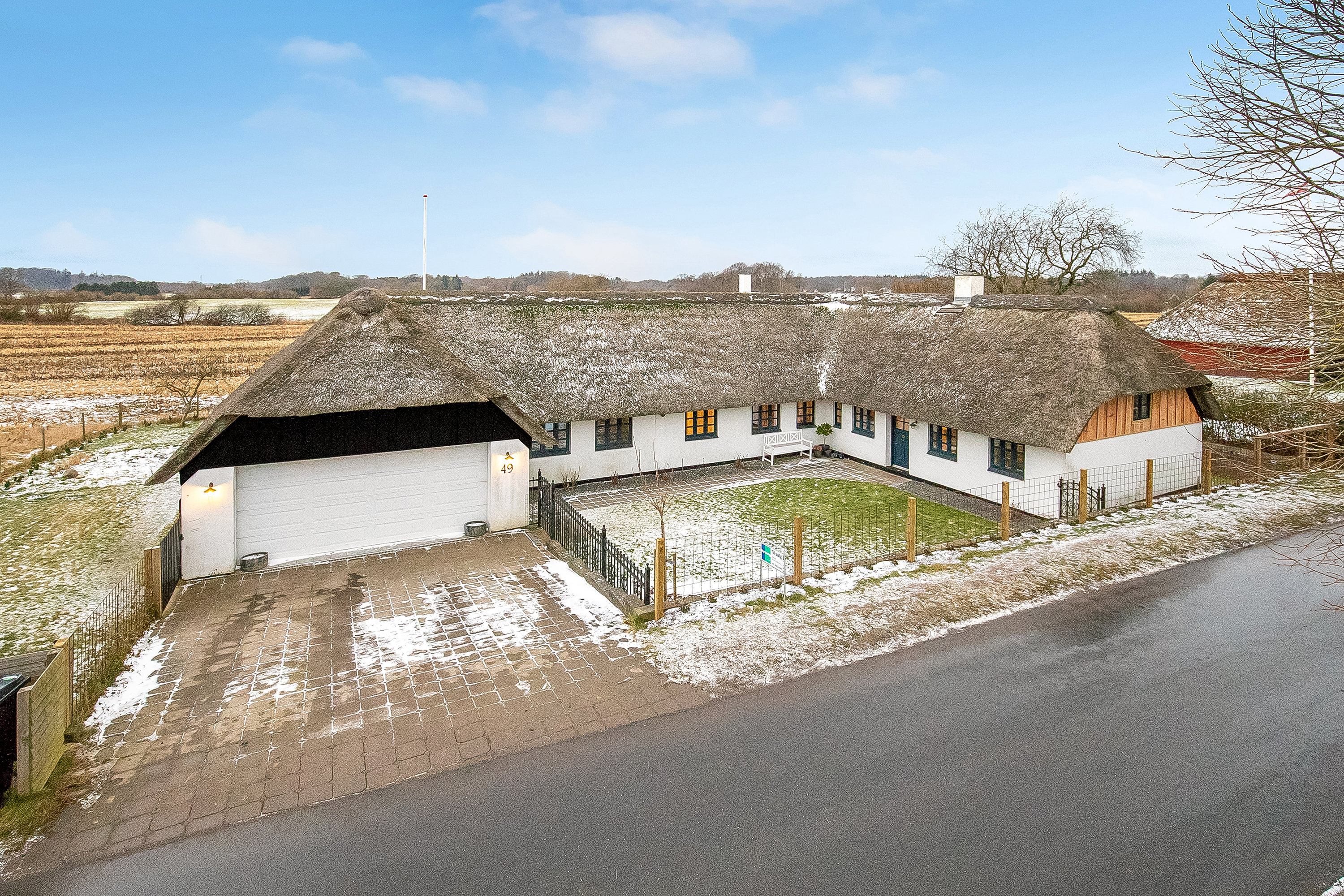 Fremhævet mastefoto billede i fuldskærmstilstand. Billede af Skovbyvej 49, Andkær, 7080 Børkop