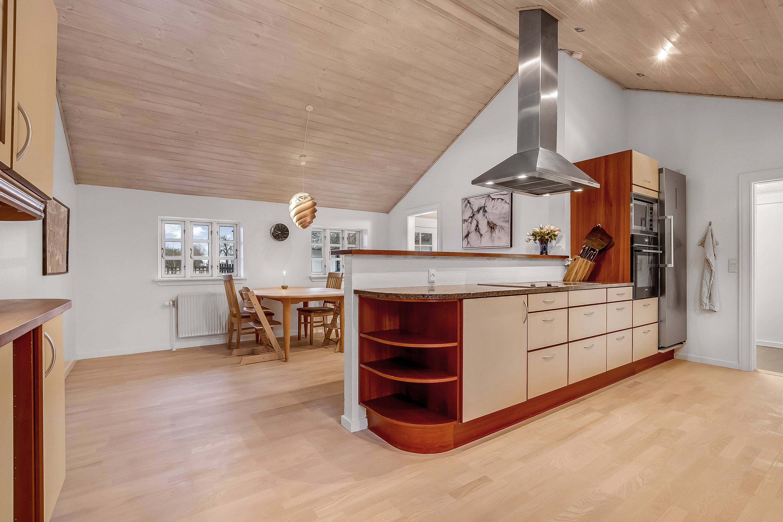 Fremhævet køkken billede i fuldskærmstilstand. Billede af Skovbyvej 49, Andkær, 7080 Børkop