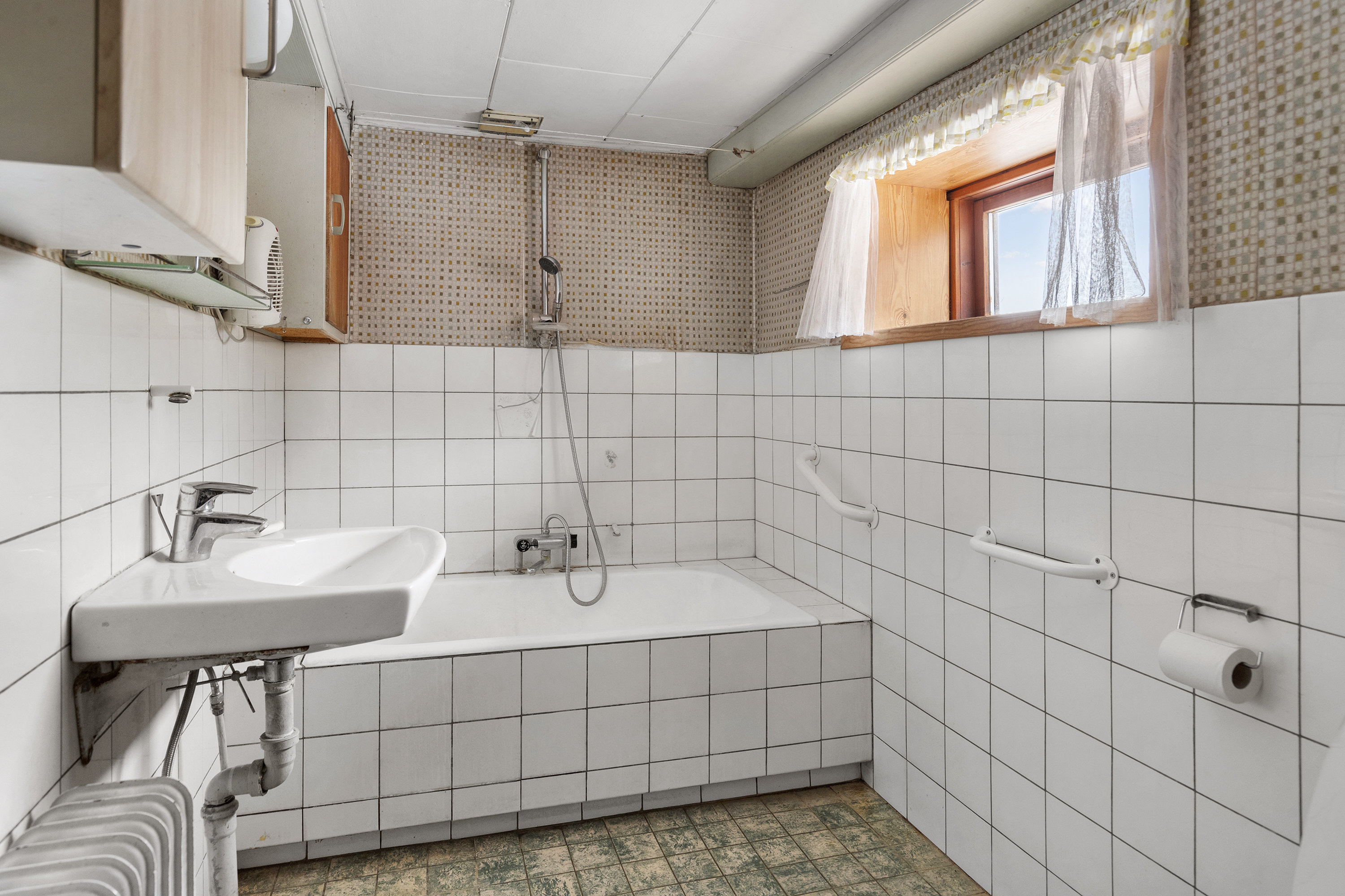 Fremhævet badeværelse billede i fuldskærmstilstand. Billede af Trekronervej 140, Støttrup, 9620 Aalestrup