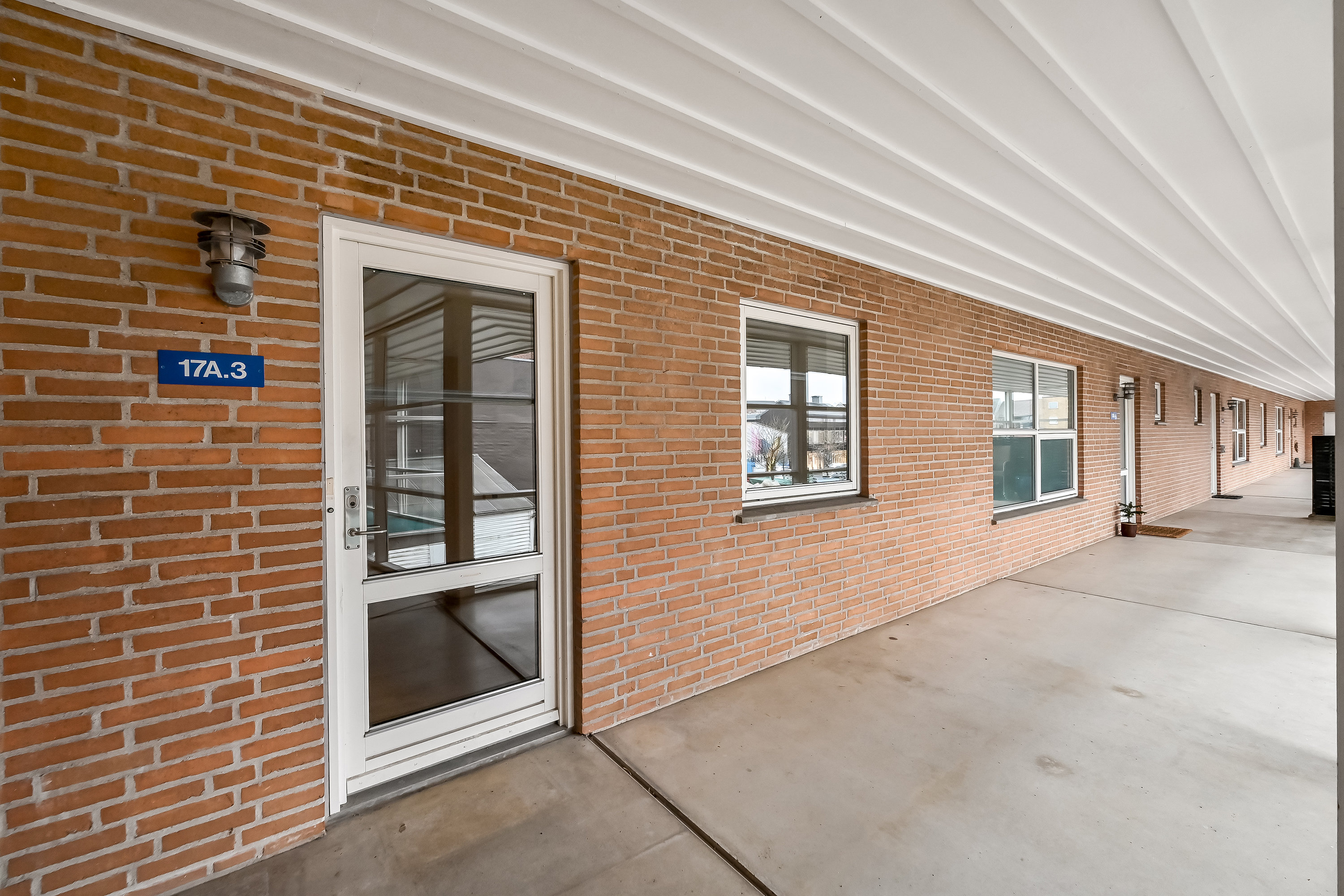 Fremhævet svalegang billede i fuldskærmstilstand. Billede af Bethaniagade 17A, 1. 3., 7400 Herning