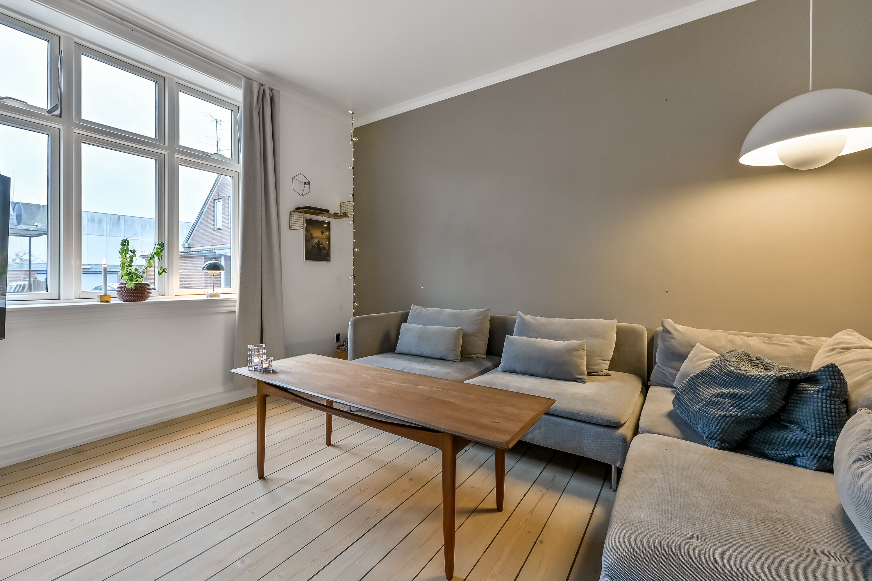 Fremhævet stue billede i fuldskærmstilstand. Billede af Laulundgade 12, 7400 Herning