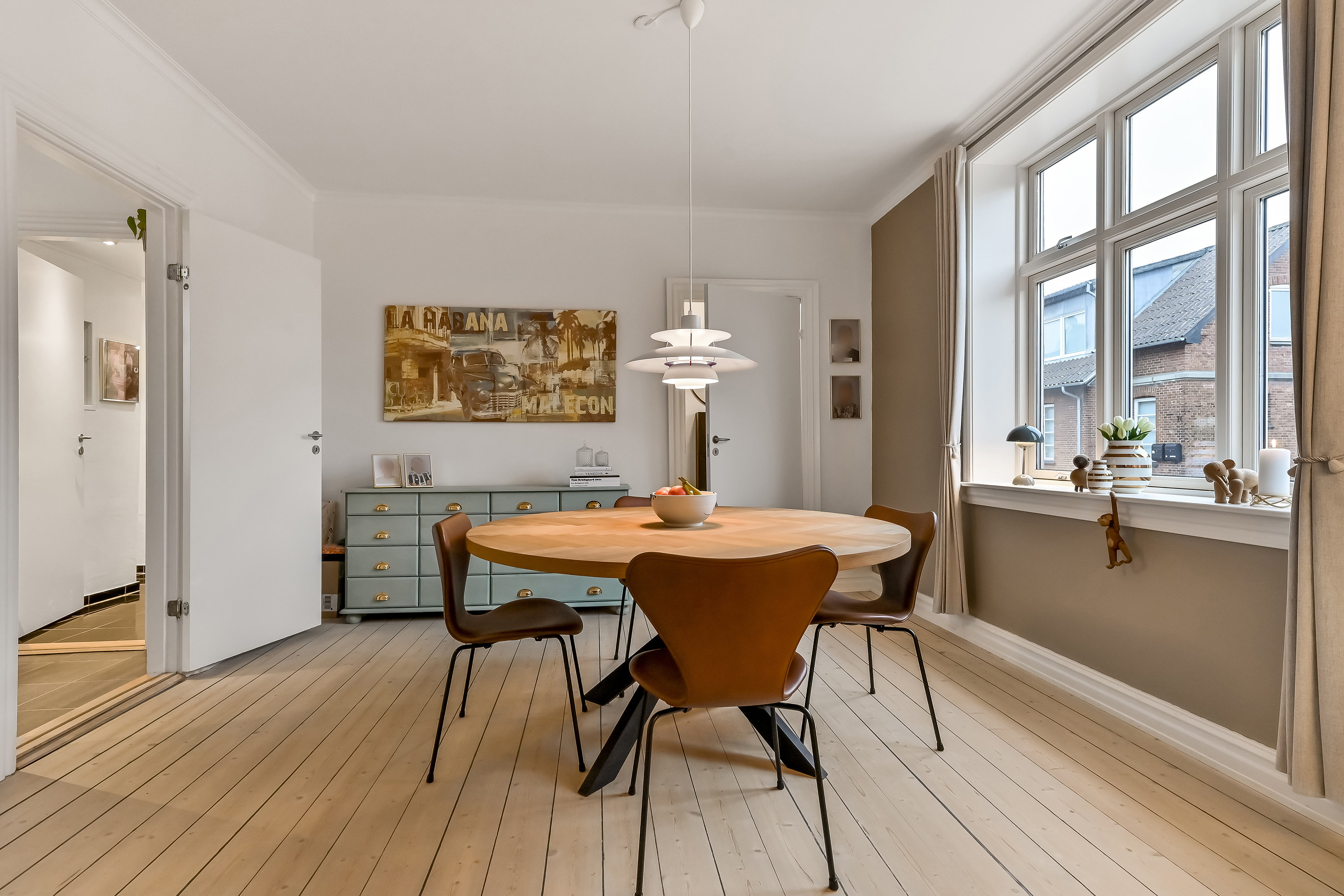 Fremhævet spisestue billede i fuldskærmstilstand. Billede af Laulundgade 12, 7400 Herning