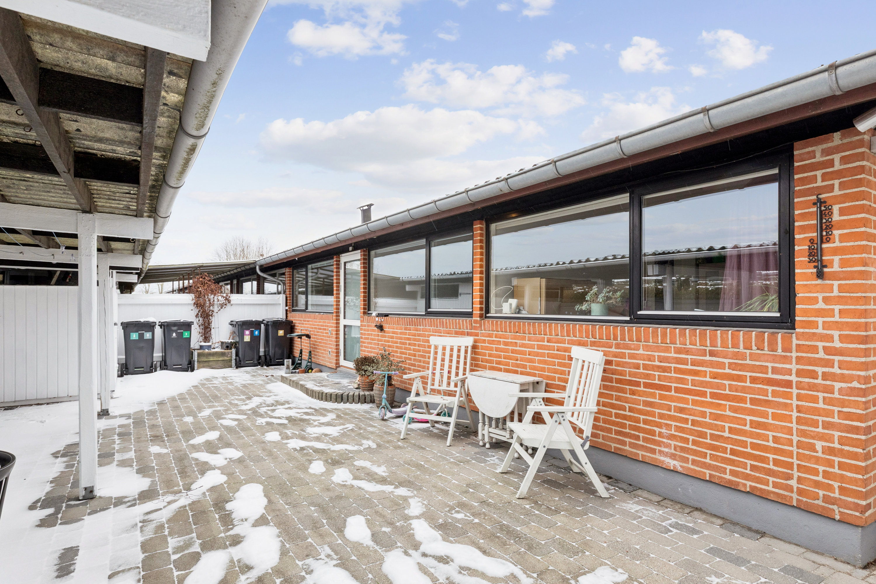 Fremhævet andet billede i fuldskærmstilstand. Billede af Sankt Mikkels Alle 88, 2630 Taastrup