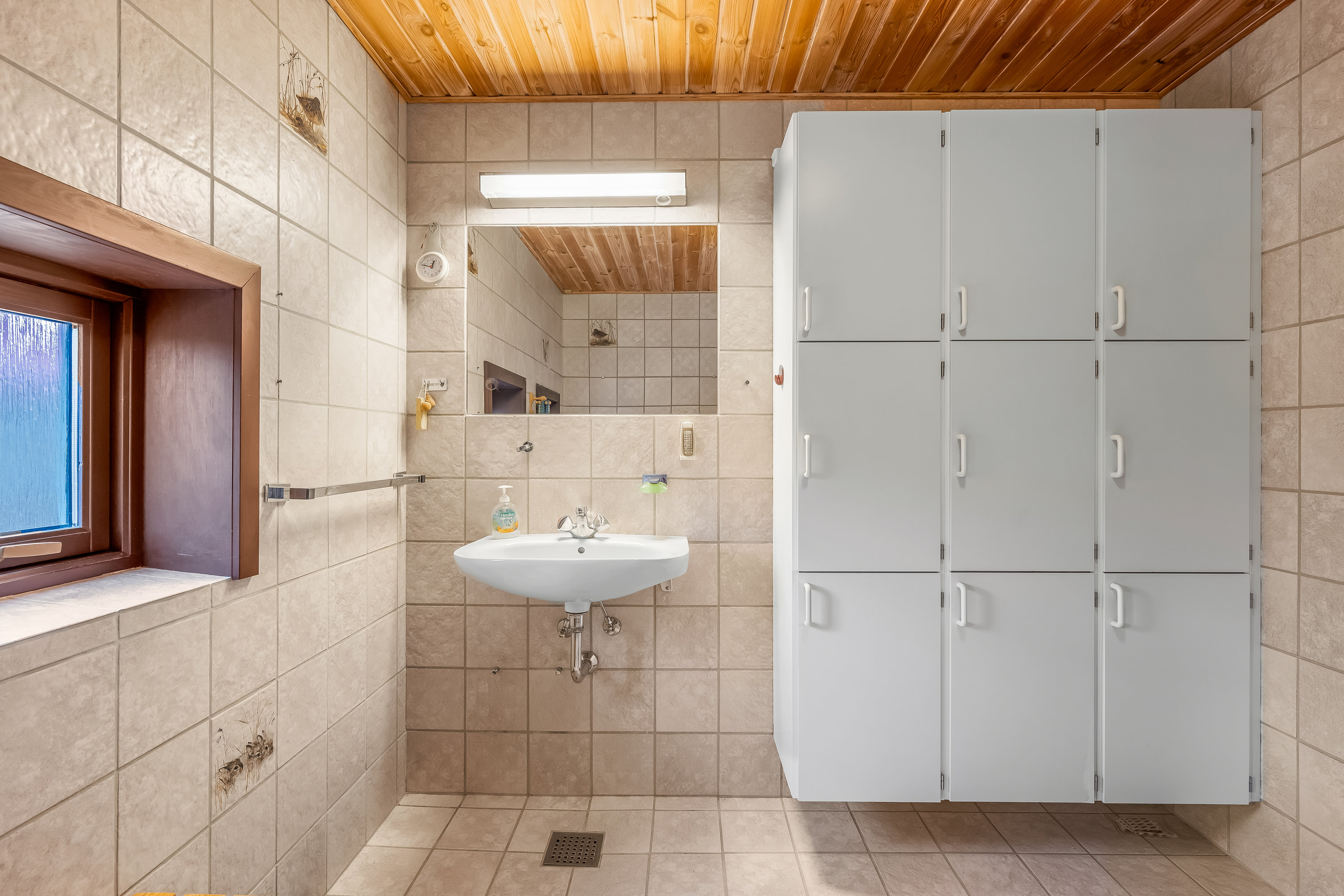 Fremhævet badeværelse billede i fuldskærmstilstand. Billede af Gyvellunden 47, 6800 Varde