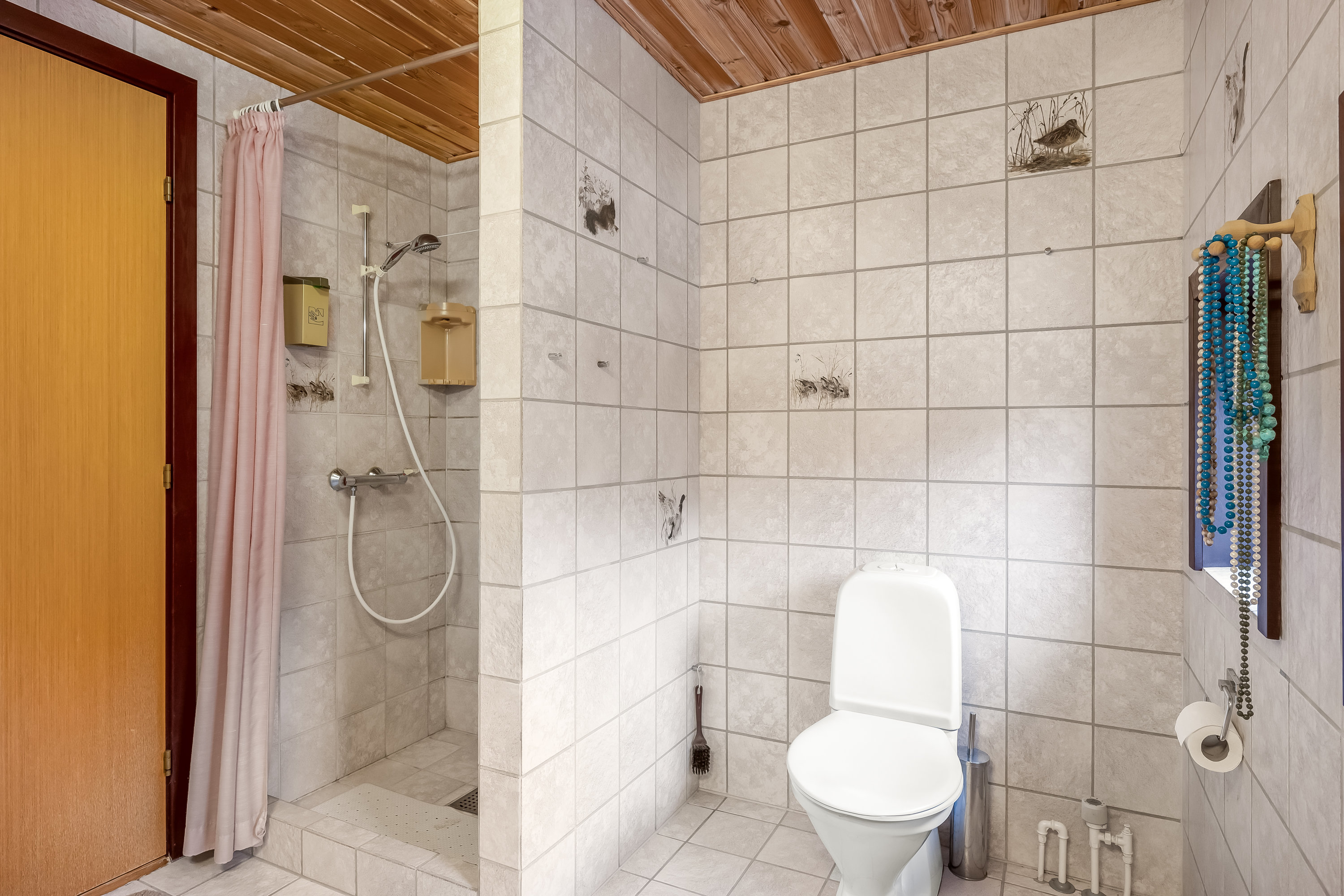 Fremhævet badeværelse billede i fuldskærmstilstand. Billede af Gyvellunden 47, 6800 Varde