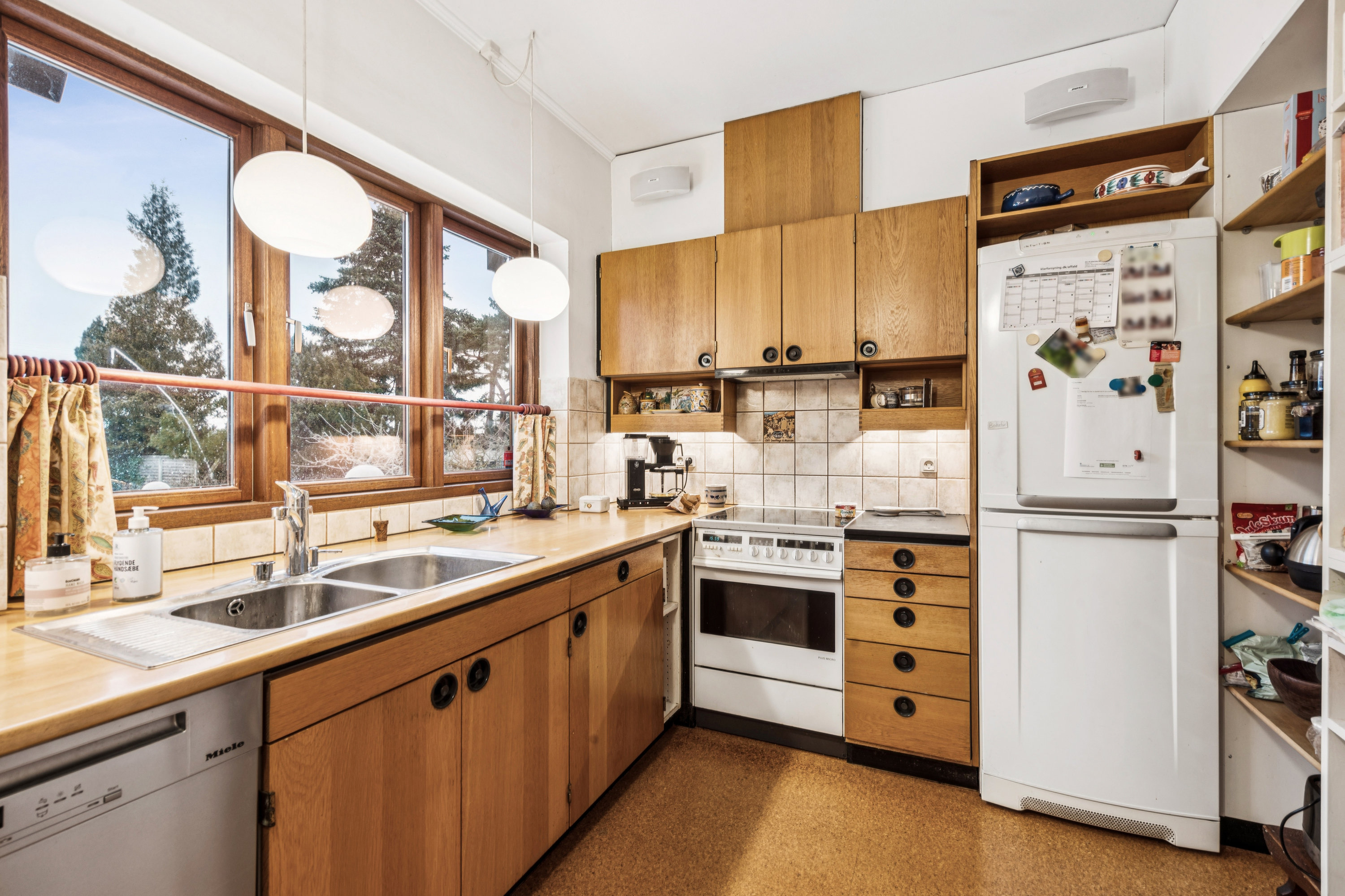 Fremhævet køkken billede i fuldskærmstilstand. Billede af Olsbæk Strandvej 33, 2670 Greve