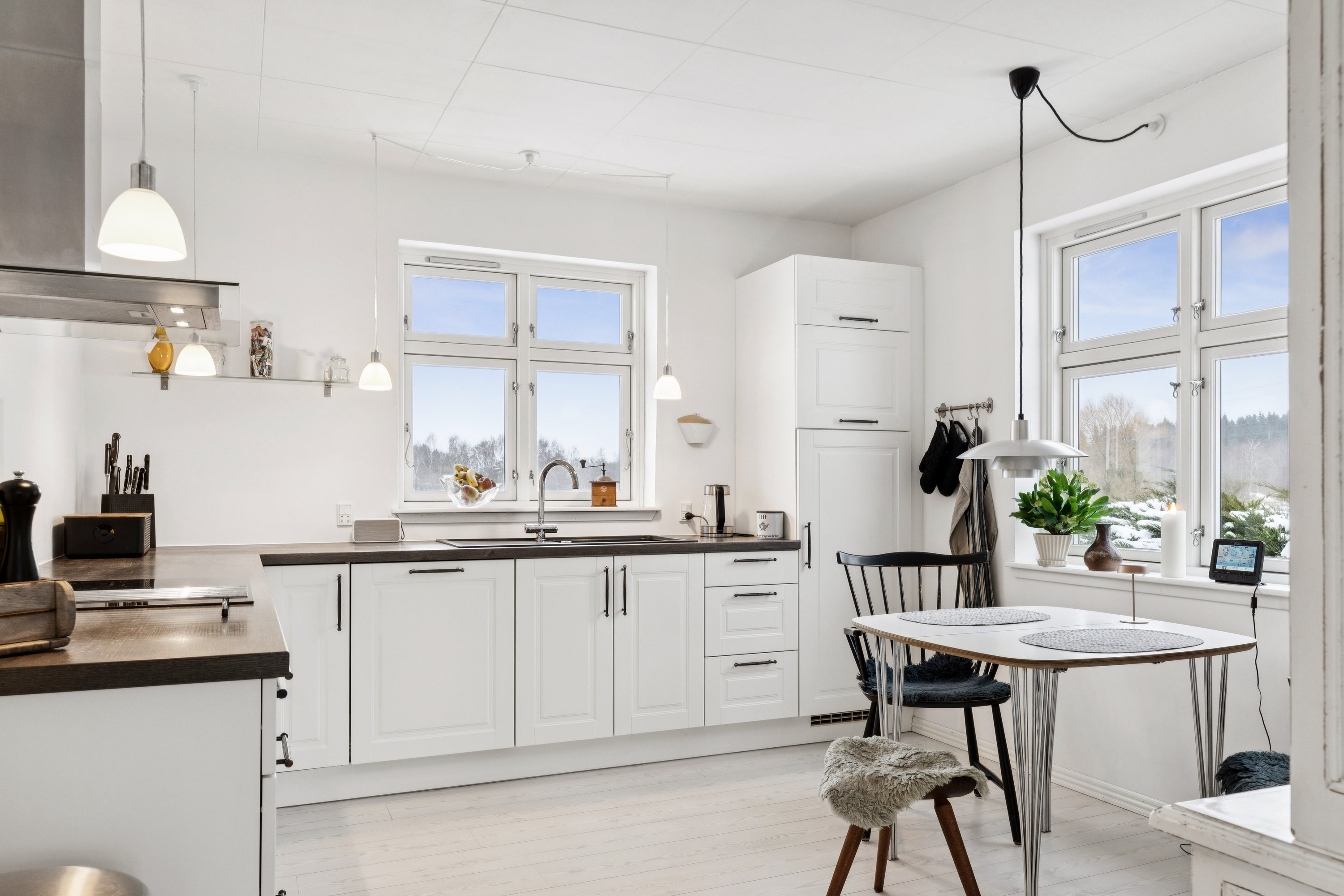 Fremhævet køkken billede i fuldskærmstilstand. Billede af Snubbekorsvej 13, Vridsløsemagle, 2630 Taastrup