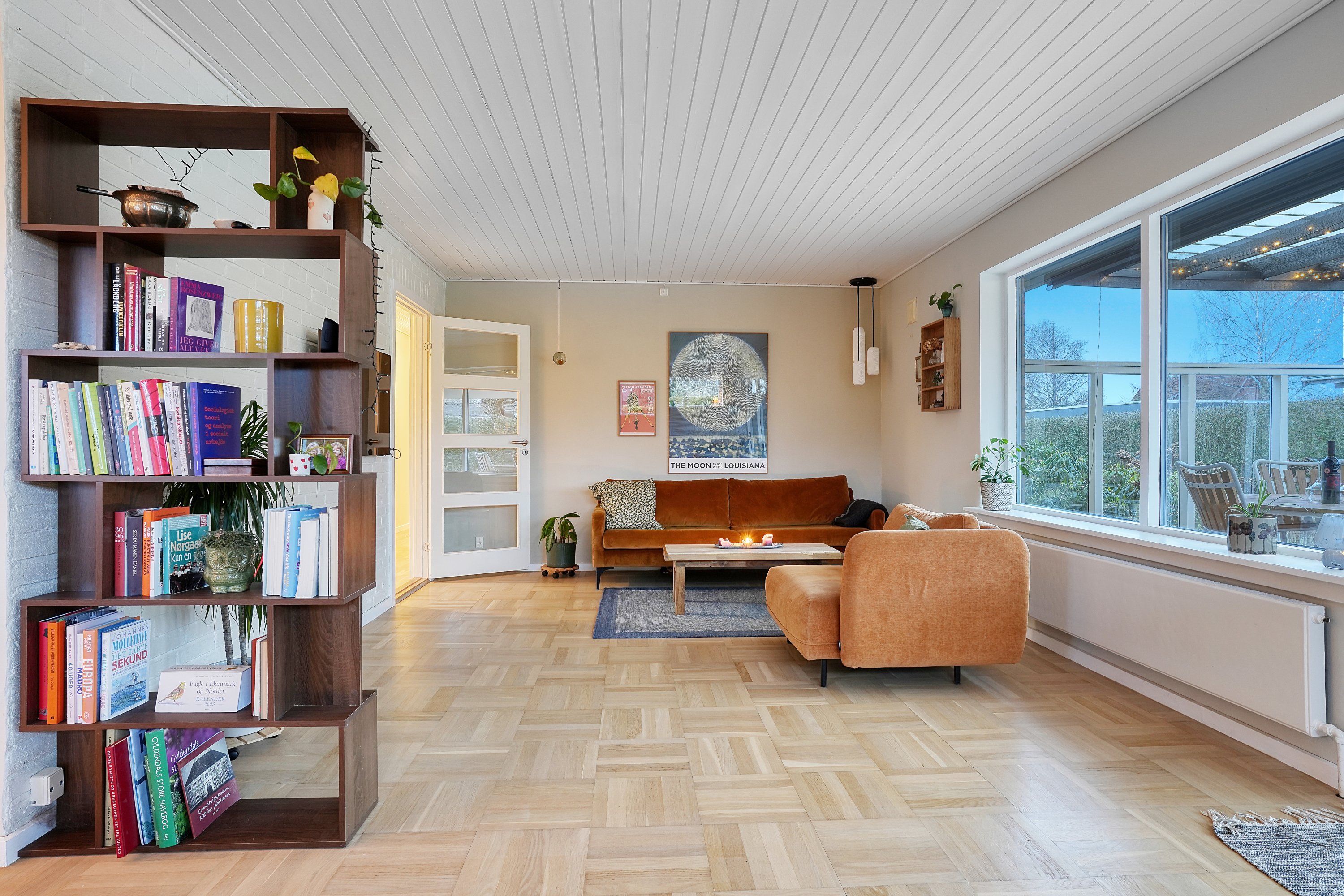 Fremhævet stue billede i fuldskærmstilstand. Billede af Bispevej 14, 4500 Nykøbing Sj