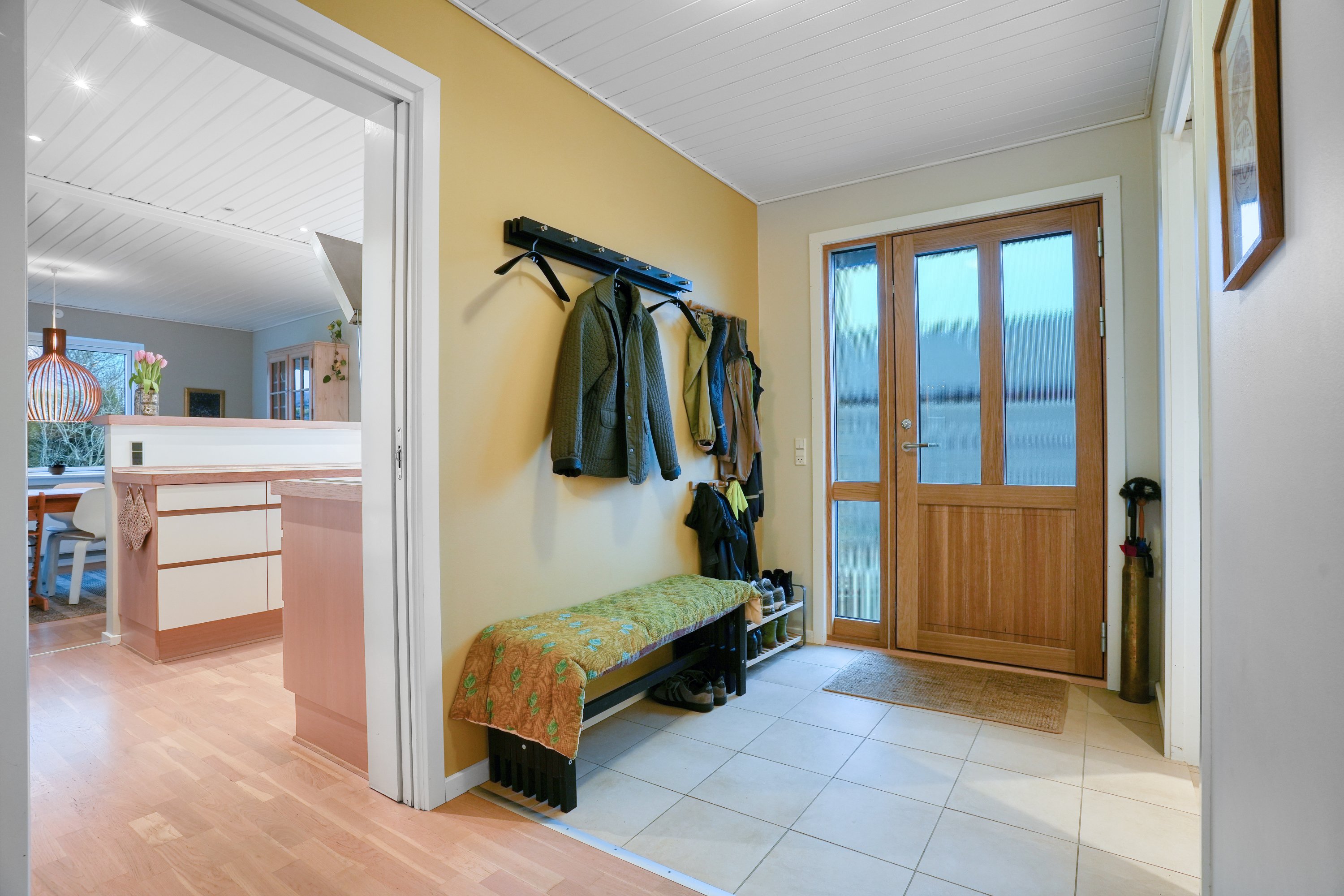 Fremhævet entré billede i fuldskærmstilstand. Billede af Bispevej 14, 4500 Nykøbing Sj