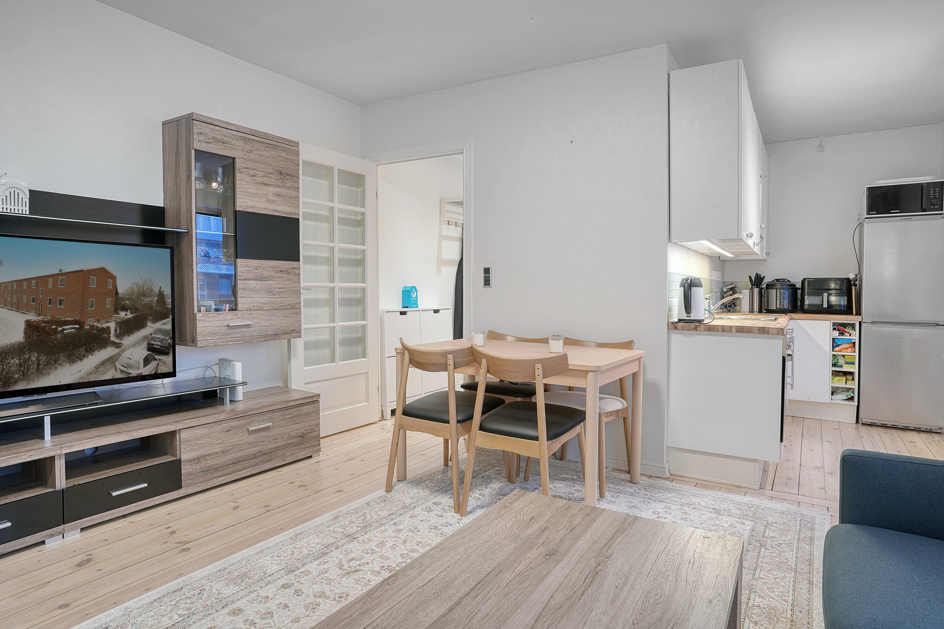 Fremhævet stue billede i fuldskærmstilstand. Billede af Christianehøj 71, 1. tv., 2860 Søborg