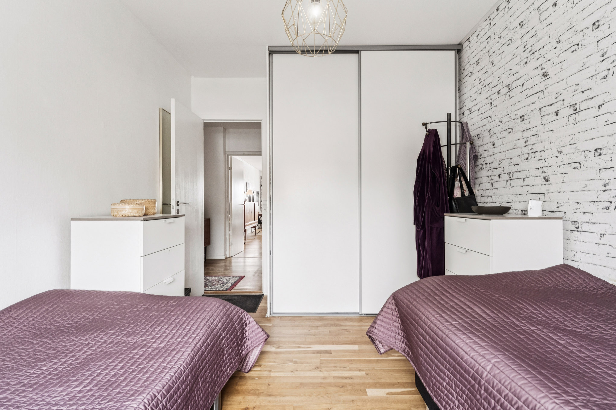 Fremhævet værelse billede i fuldskærmstilstand. Billede af Højtoftegade 4, st.. th., 8940 Randers SV