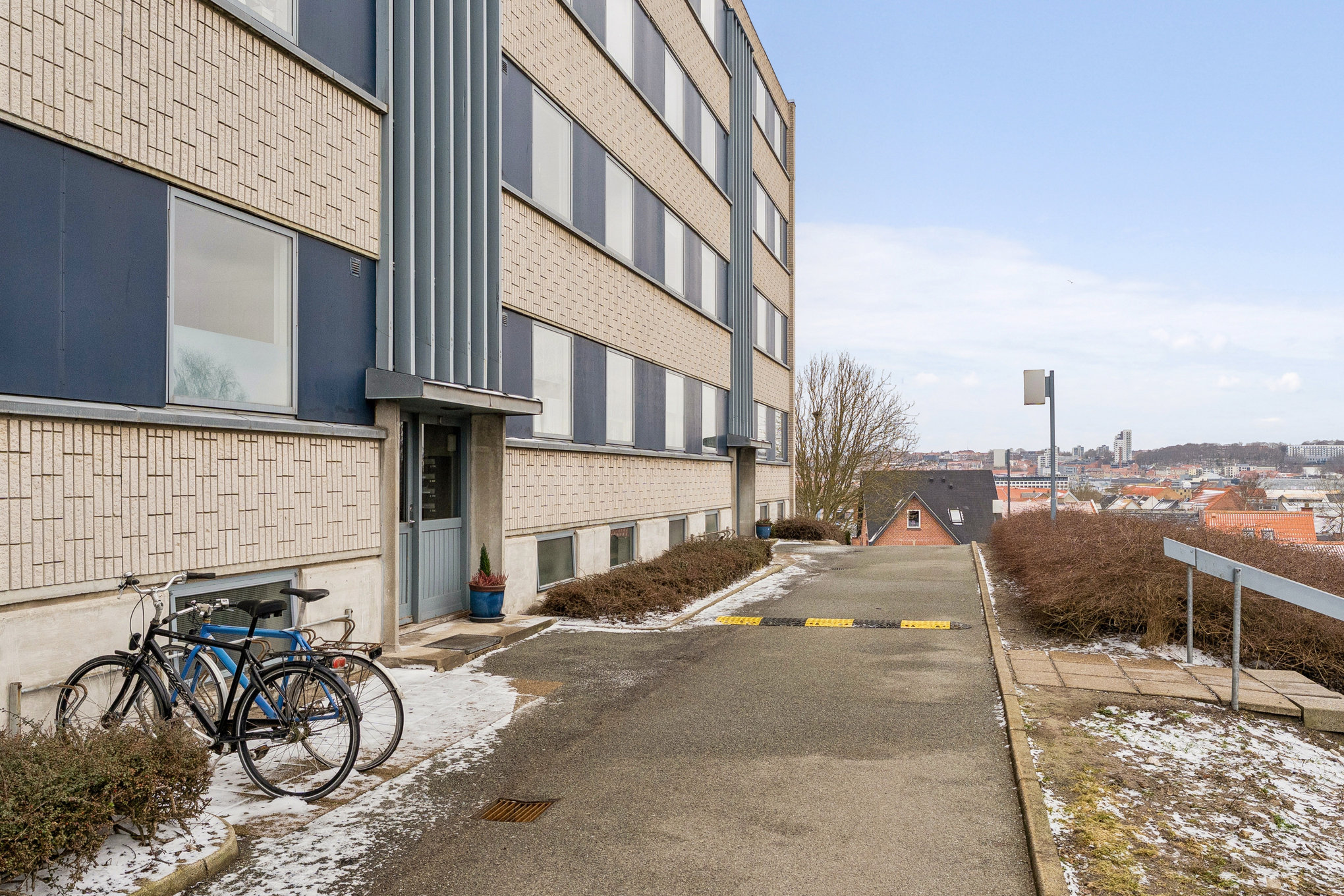 Fremhævet andet billede i fuldskærmstilstand. Billede af Højtoftegade 4, st.. th., 8940 Randers SV