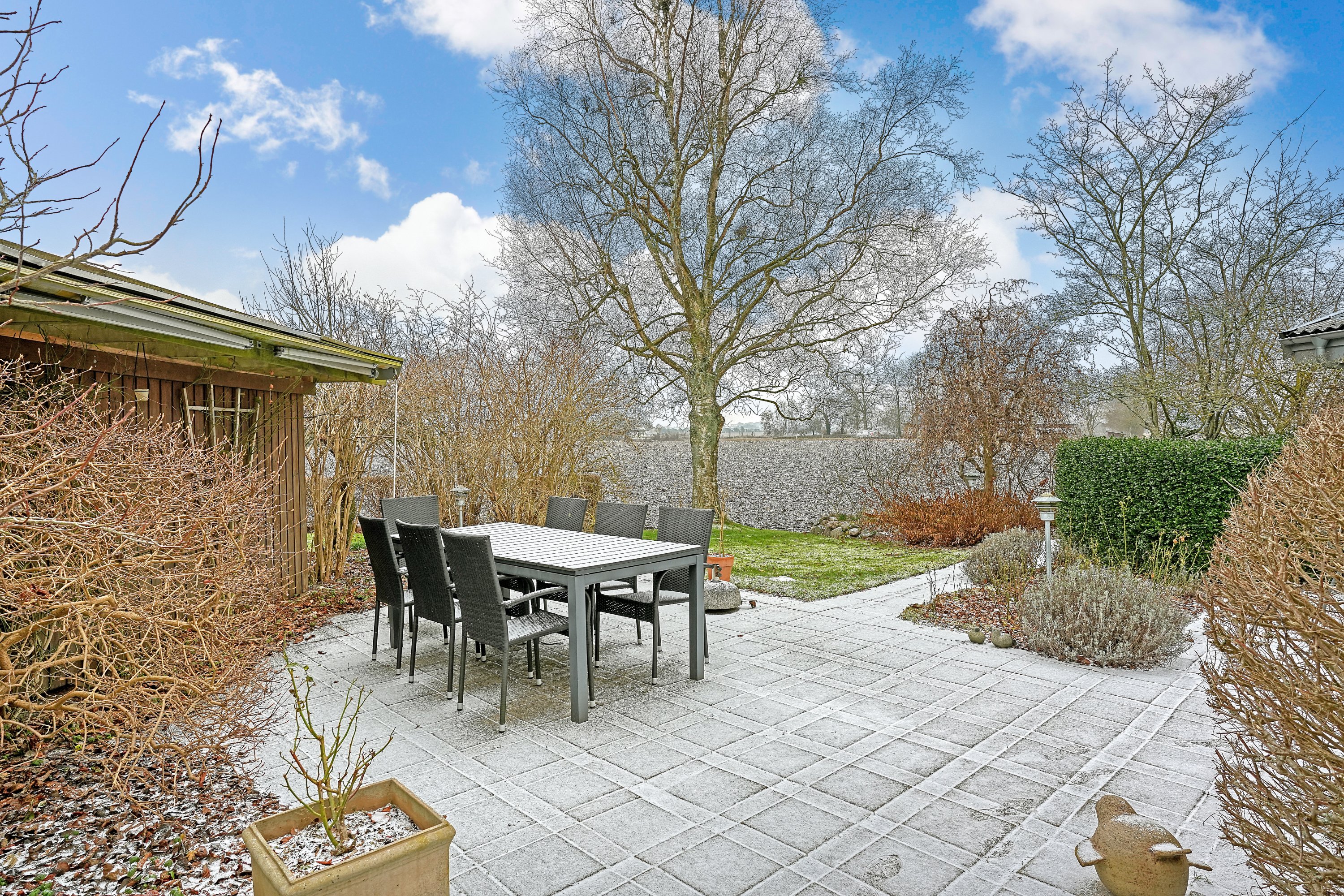 Fremhævet terrasse billede i fuldskærmstilstand. Billede af Naurbjergvej 19, Kr Skensved, 4622 Havdrup