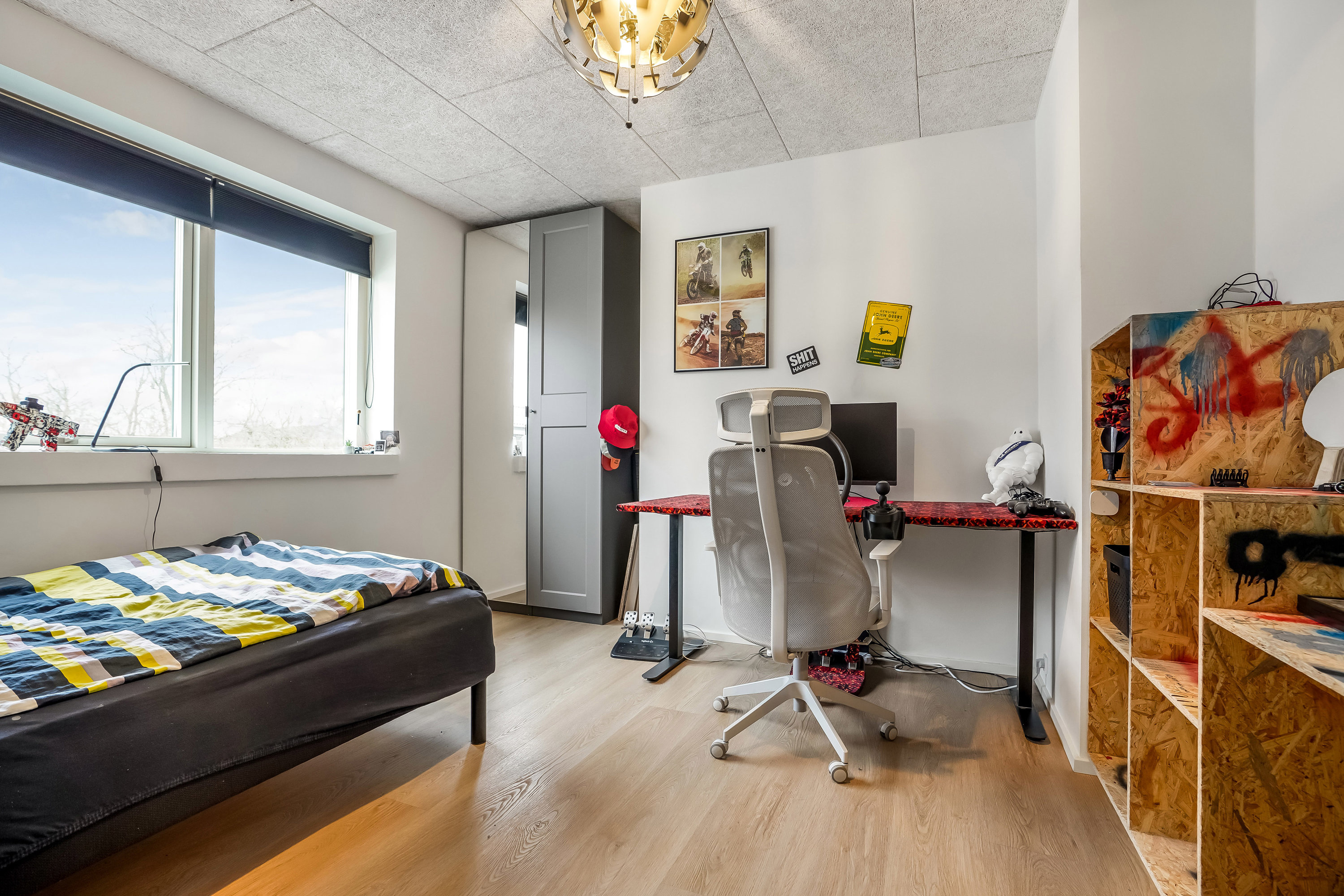 Fremhævet værelse billede i fuldskærmstilstand. Billede af Læhegnet 4, 7190 Billund