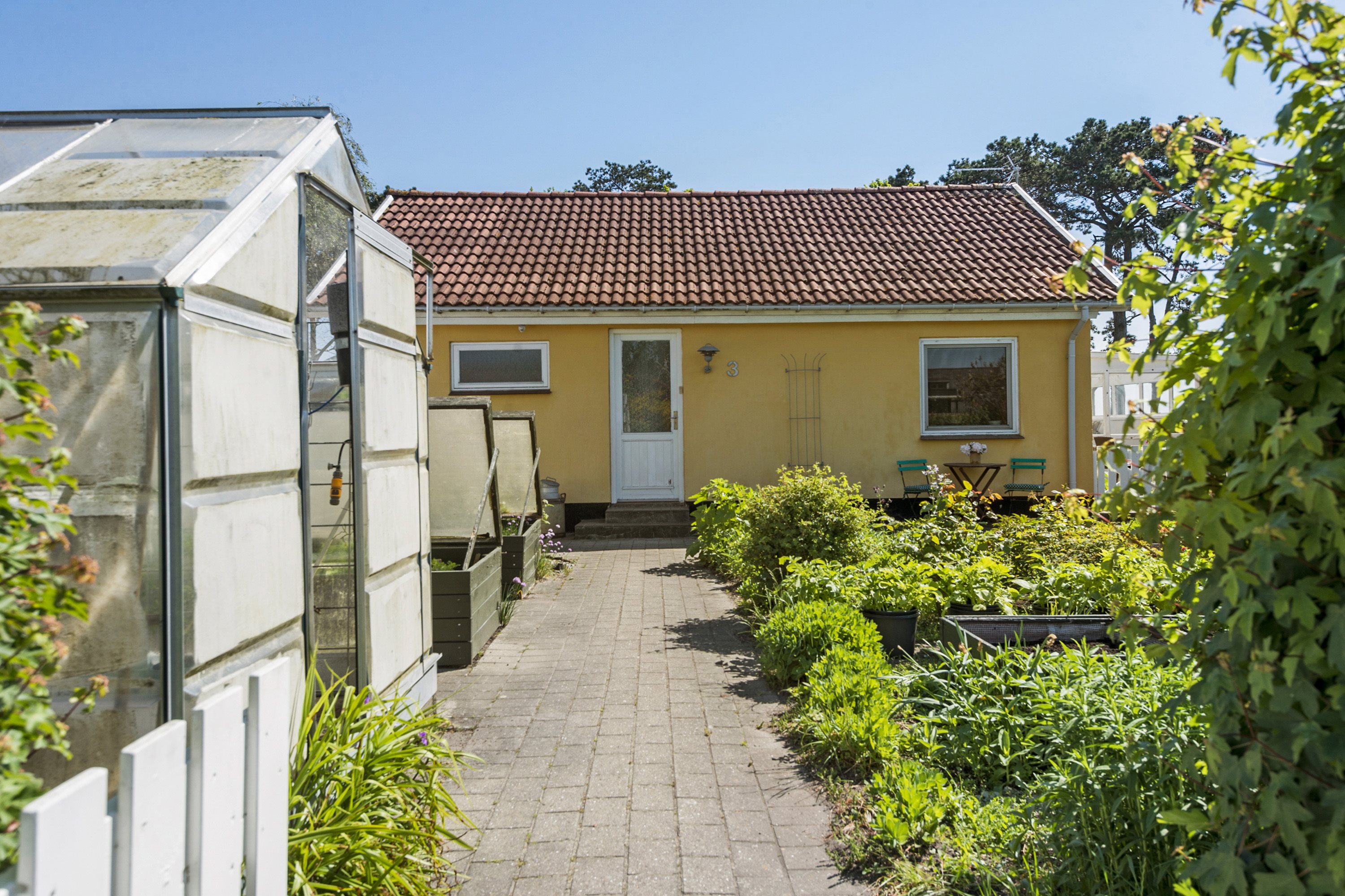 Fremhævet ejendommen billede i fuldskærmstilstand. Billede af Nyvej 3, Hou, 8300 Odder