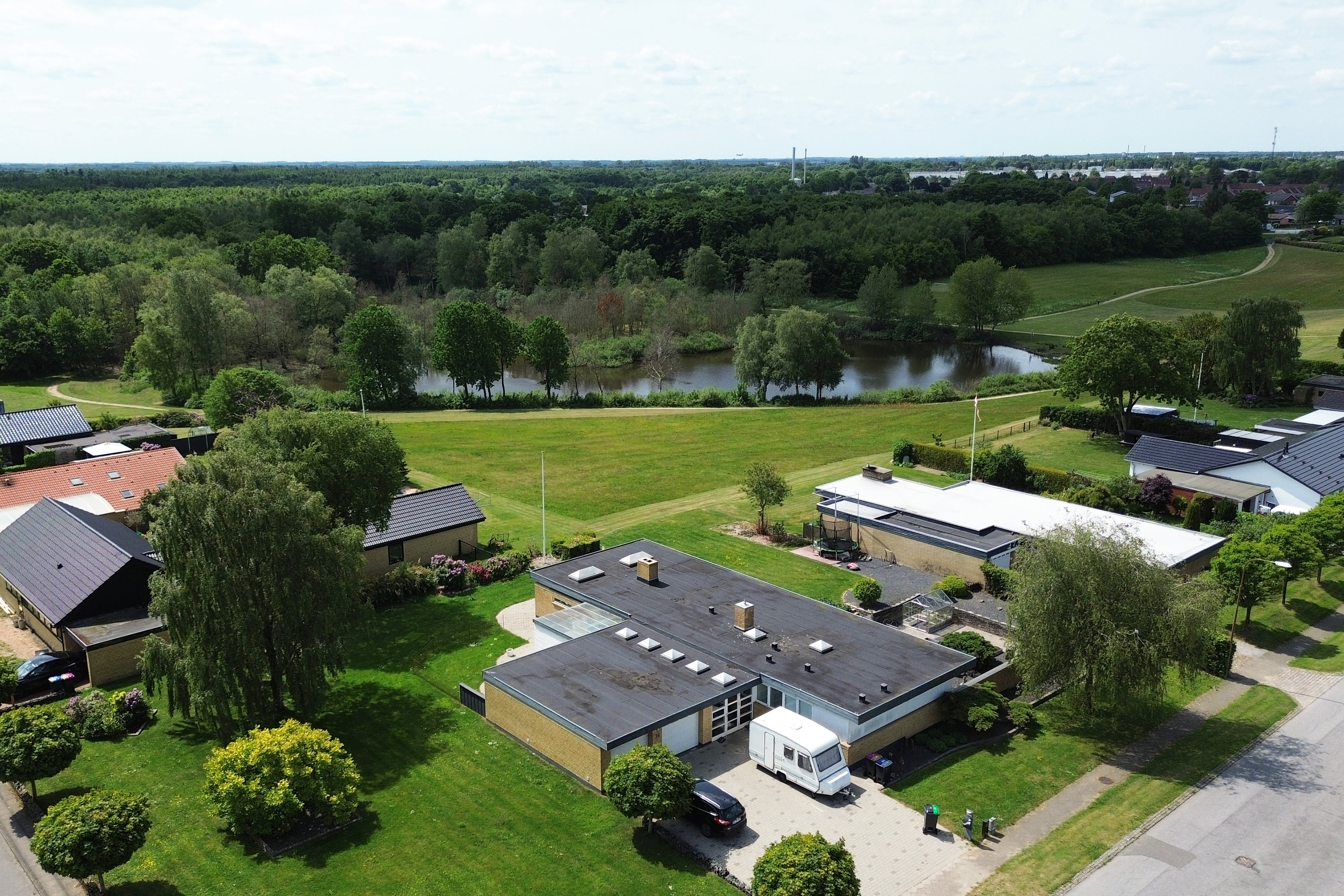 Fremhævet  billede i fuldskærmstilstand. Billede af Fuglesøvej 34, 6500 Vojens