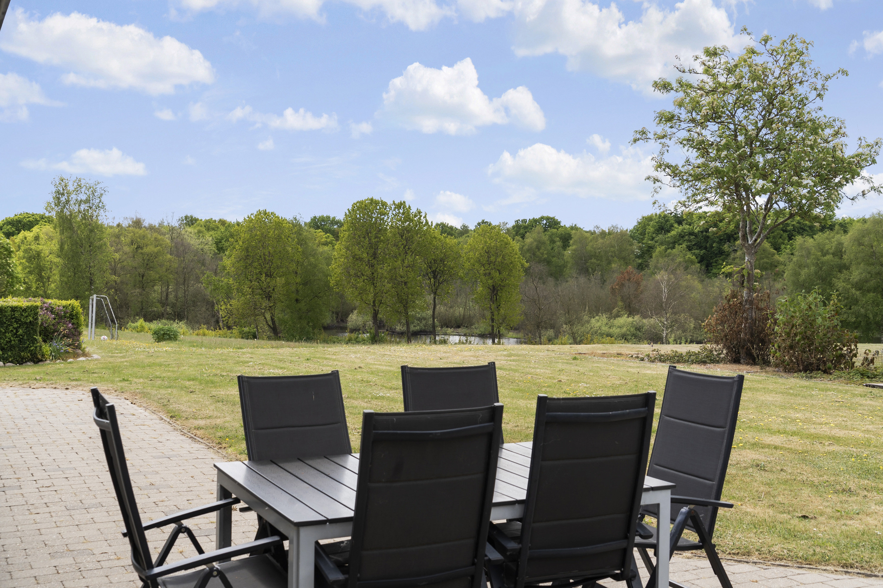 Fremhævet  billede i fuldskærmstilstand. Billede af Fuglesøvej 34, 6500 Vojens