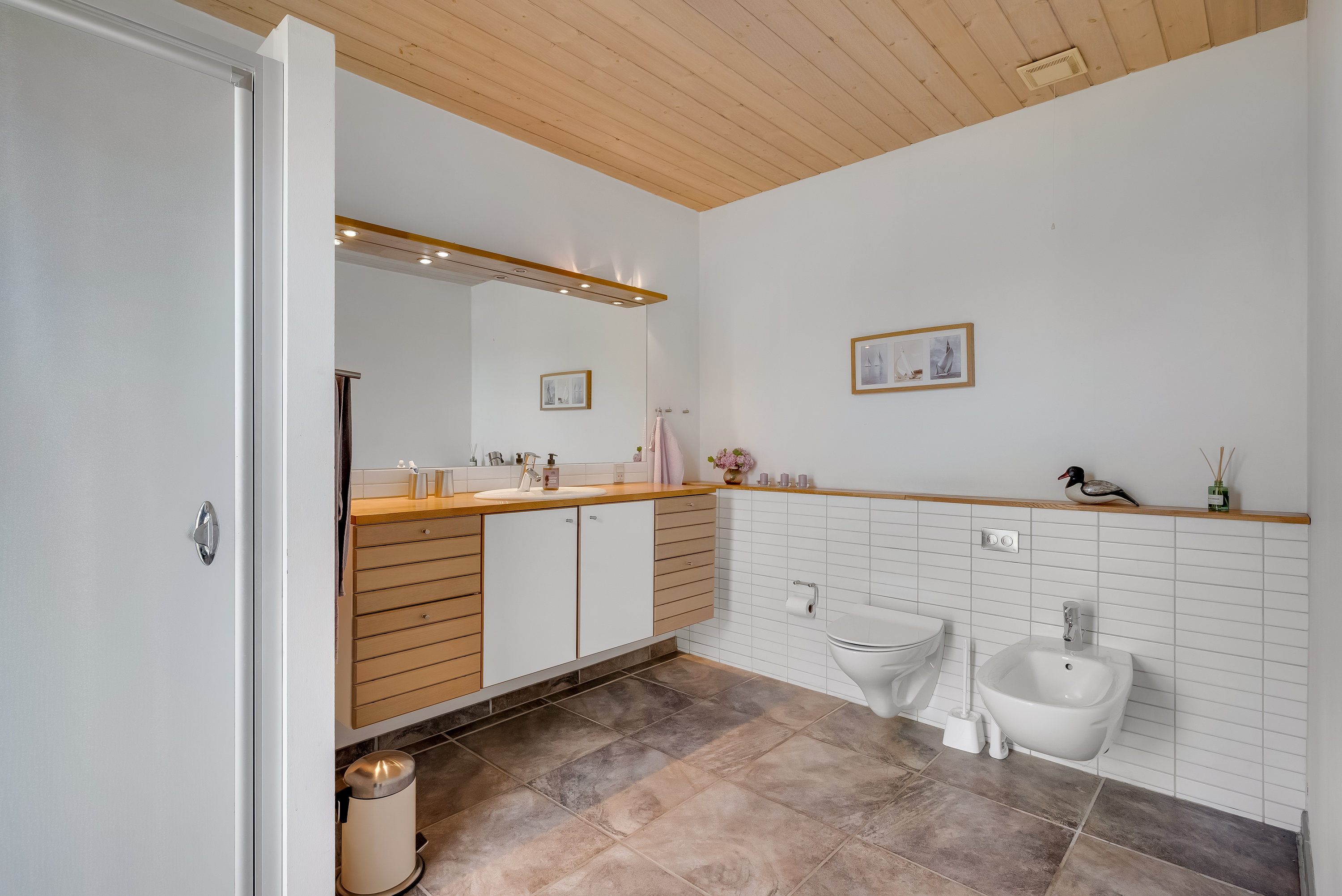 Fremhævet  billede i fuldskærmstilstand. Billede af Heboltoft 38, Velling, 6950 Ringkøbing