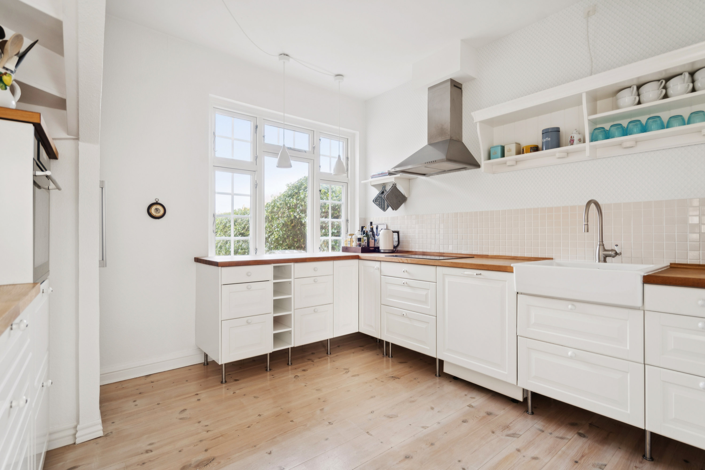 Fremhævet køkken billede i fuldskærmstilstand. Billede af Sct. Clemens Vej 37, Midtbyen, 9990 Skagen