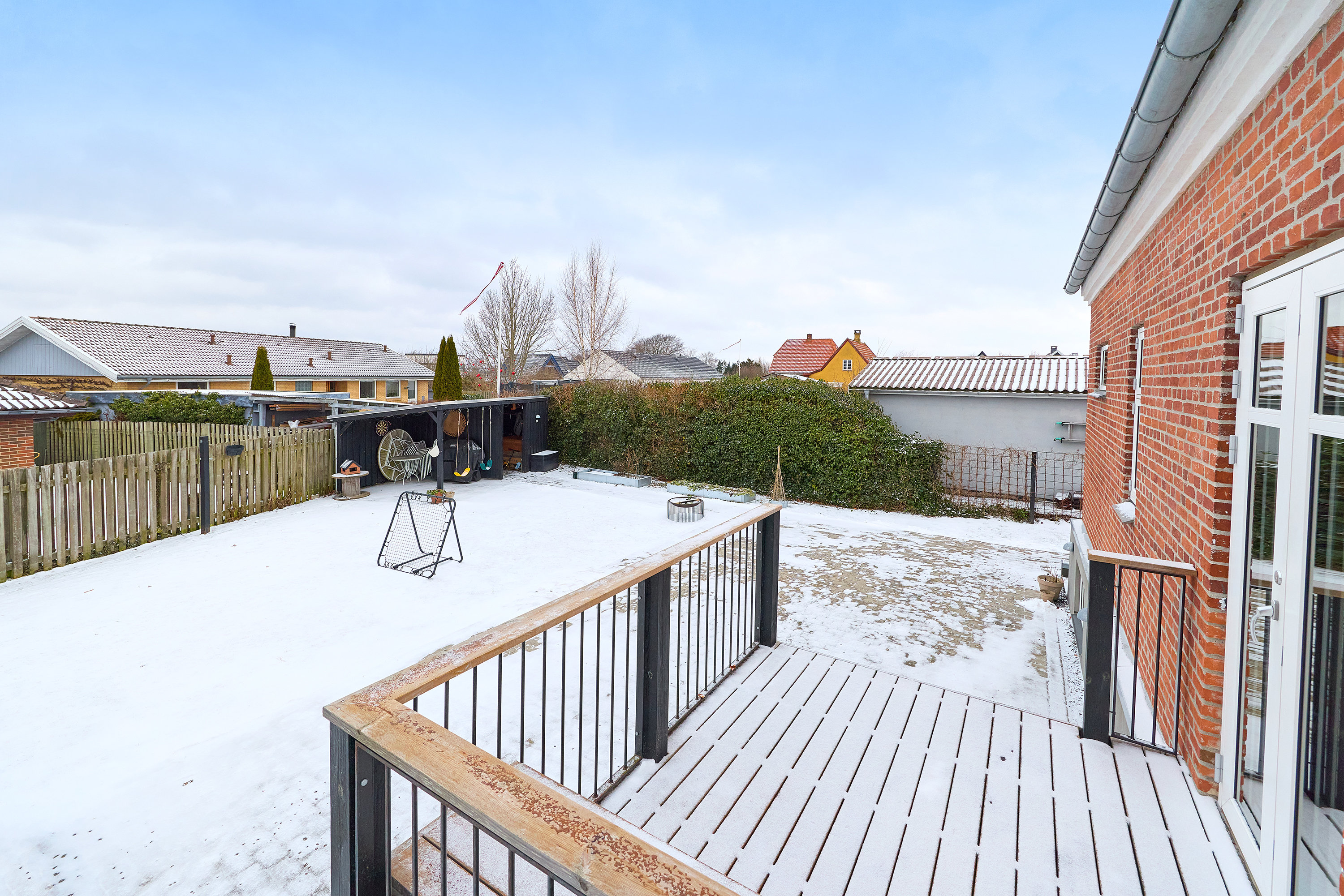 Fremhævet terrasse billede i fuldskærmstilstand. Billede af Byvej 59, 3600 Frederikssund