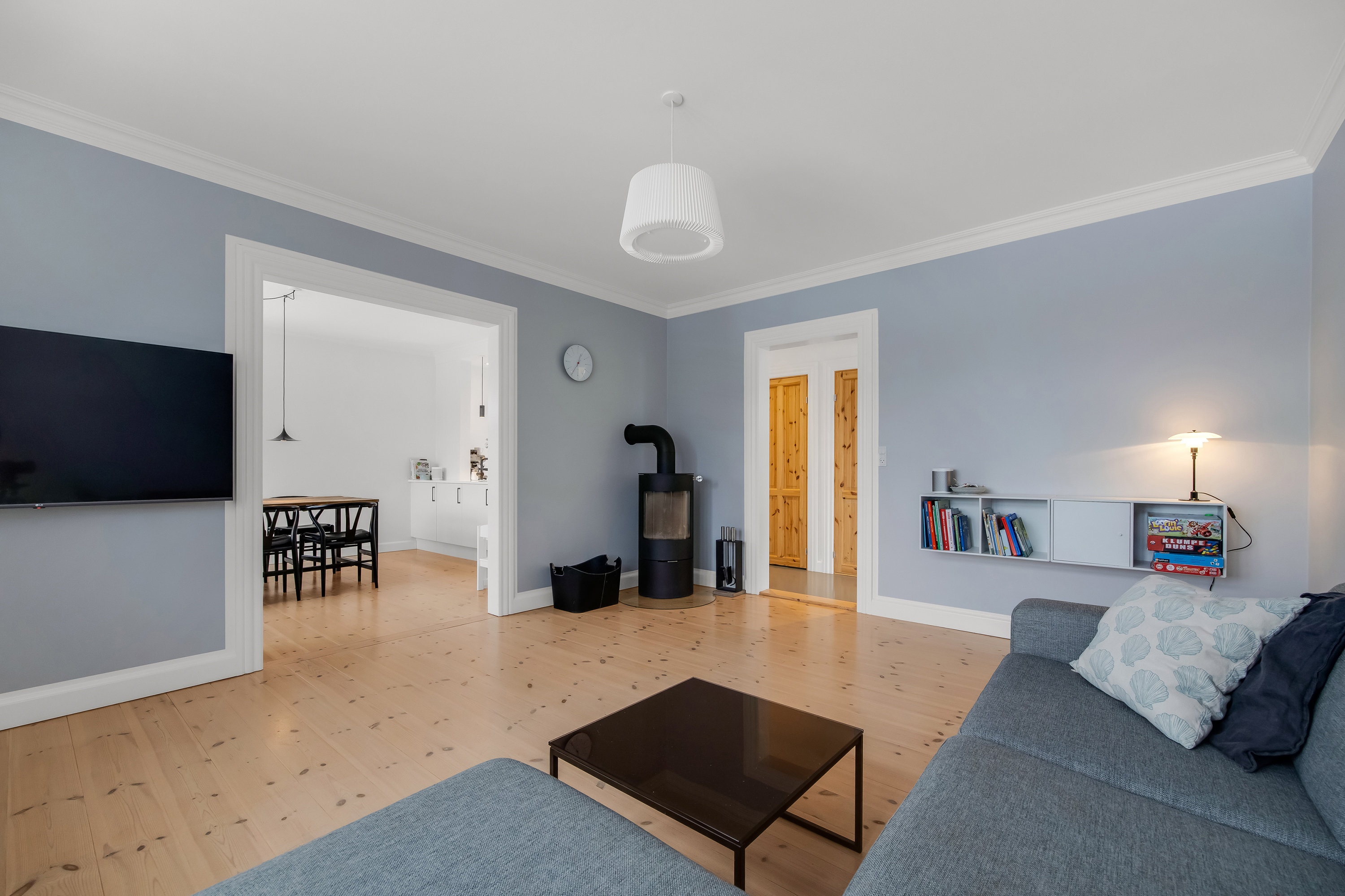 Fremhævet stue billede i fuldskærmstilstand. Billede af Byvej 59, 3600 Frederikssund