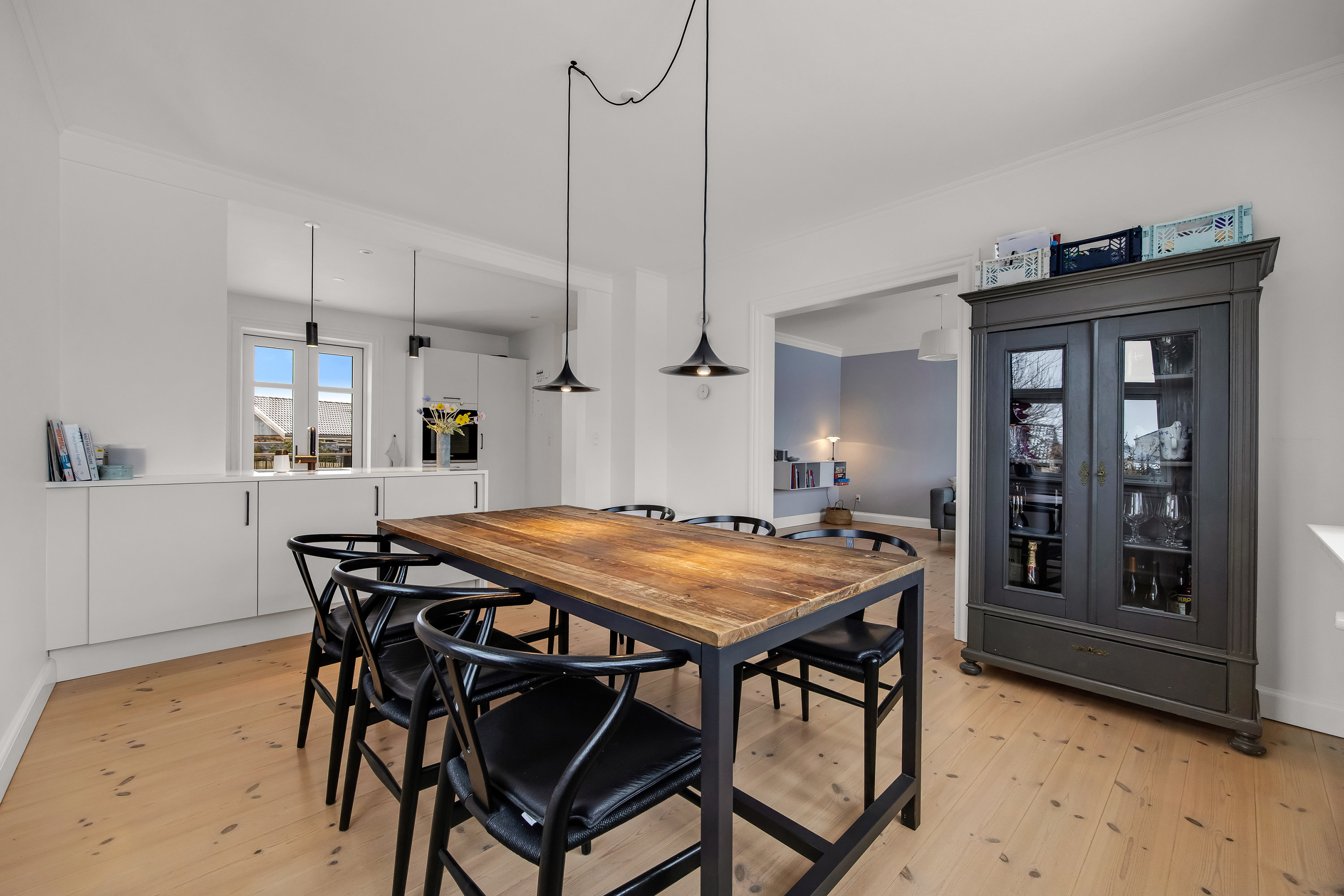 Fremhævet køkken alrum billede i fuldskærmstilstand. Billede af Byvej 59, 3600 Frederikssund