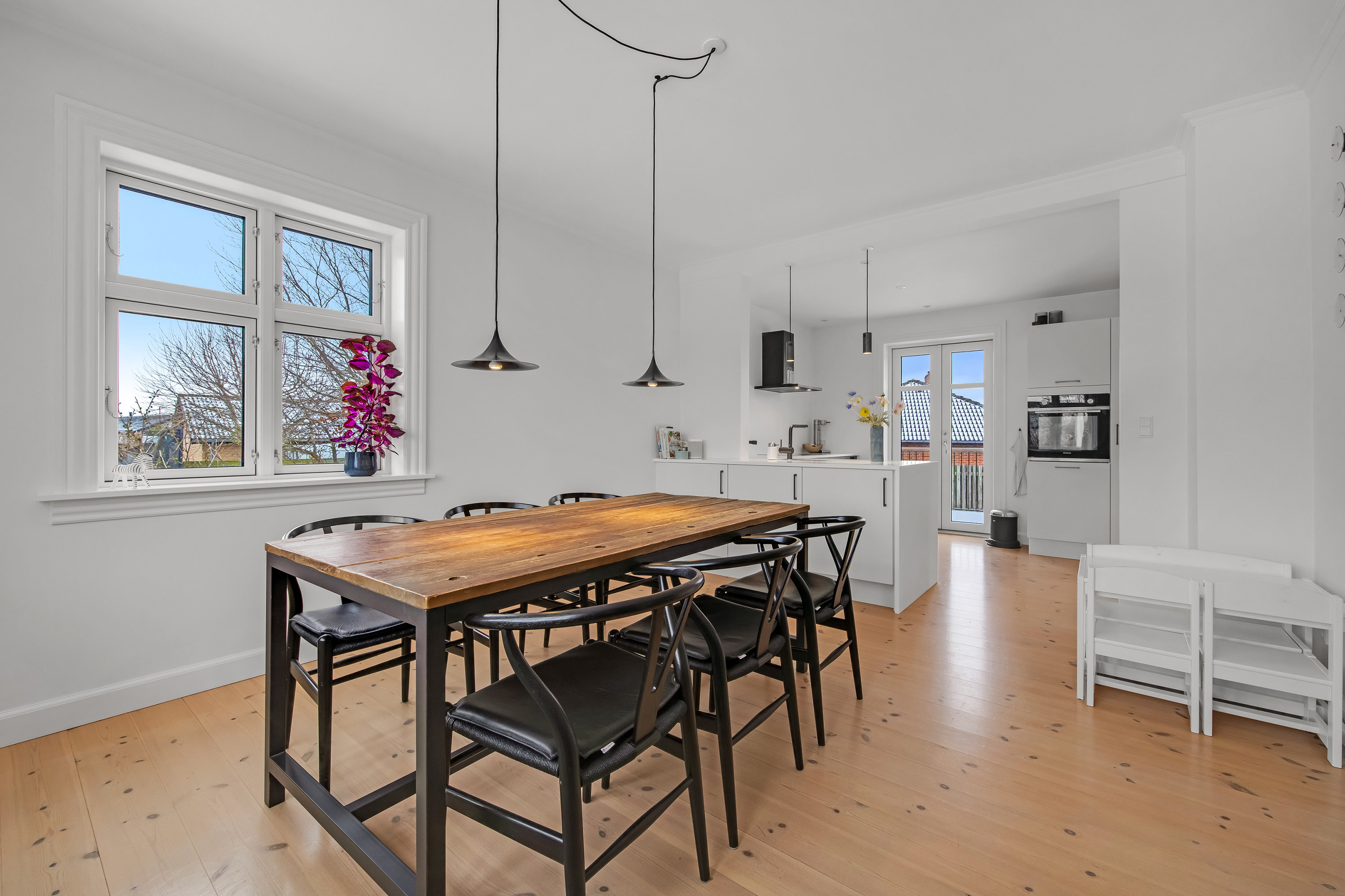 Fremhævet køkken alrum billede i fuldskærmstilstand. Billede af Byvej 59, 3600 Frederikssund