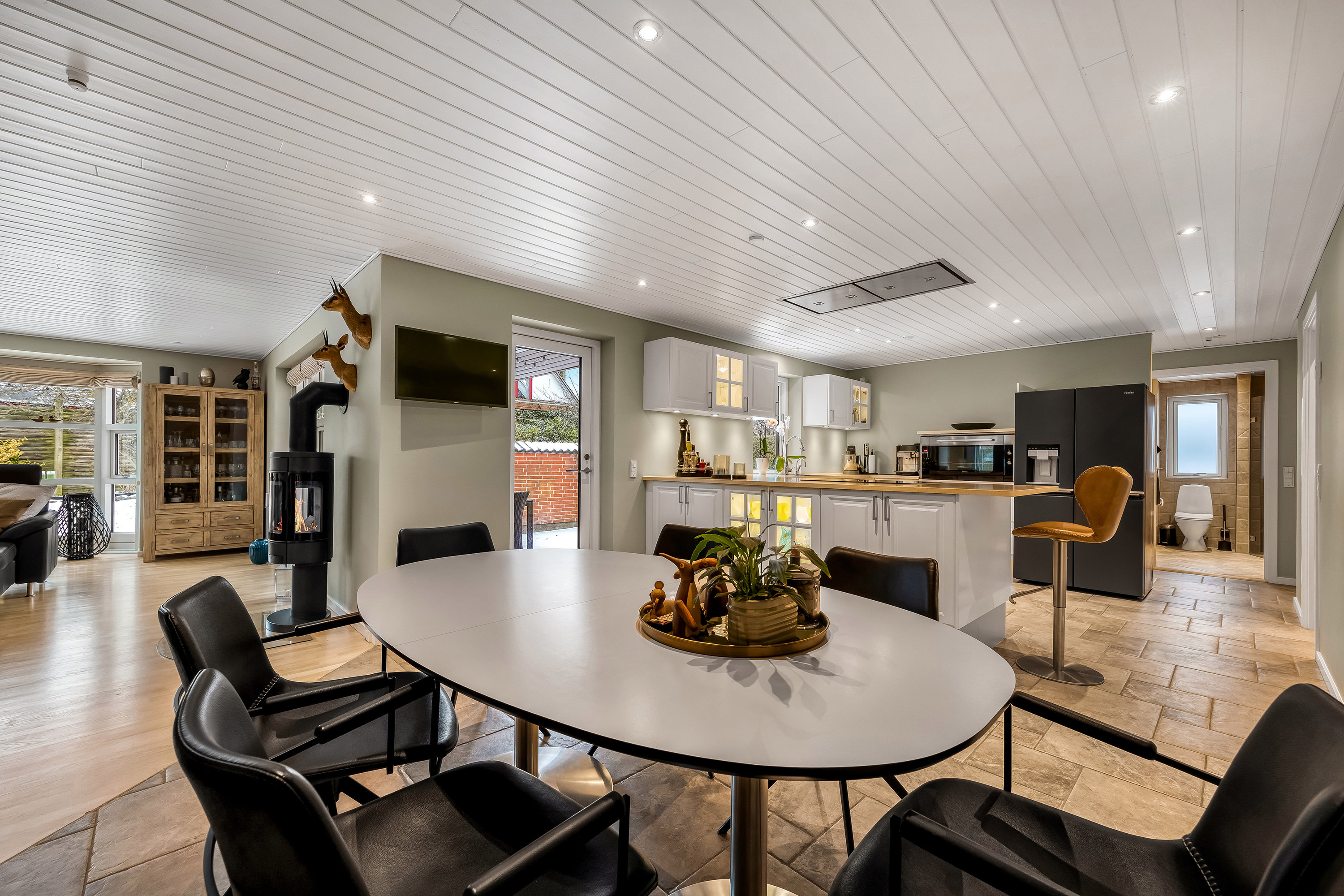 Fremhævet køkken alrum billede i fuldskærmstilstand. Billede af Askevej 3A, 3630 Jægerspris