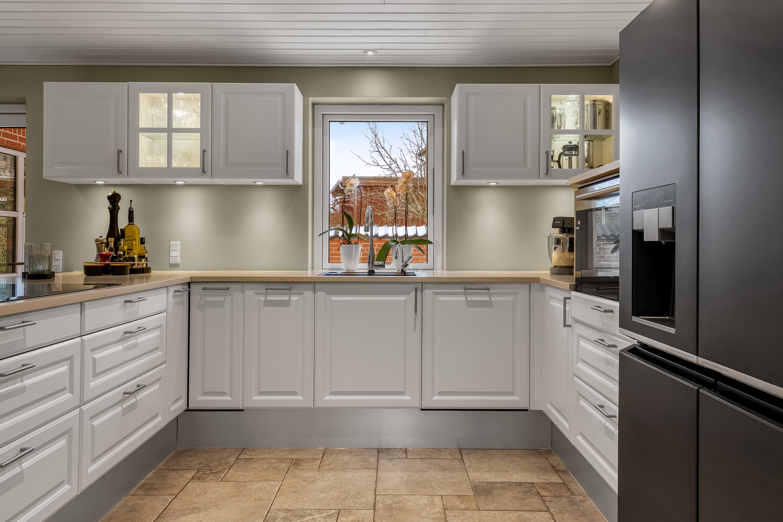 Fremhævet køkken alrum billede i fuldskærmstilstand. Billede af Askevej 3A, 3630 Jægerspris