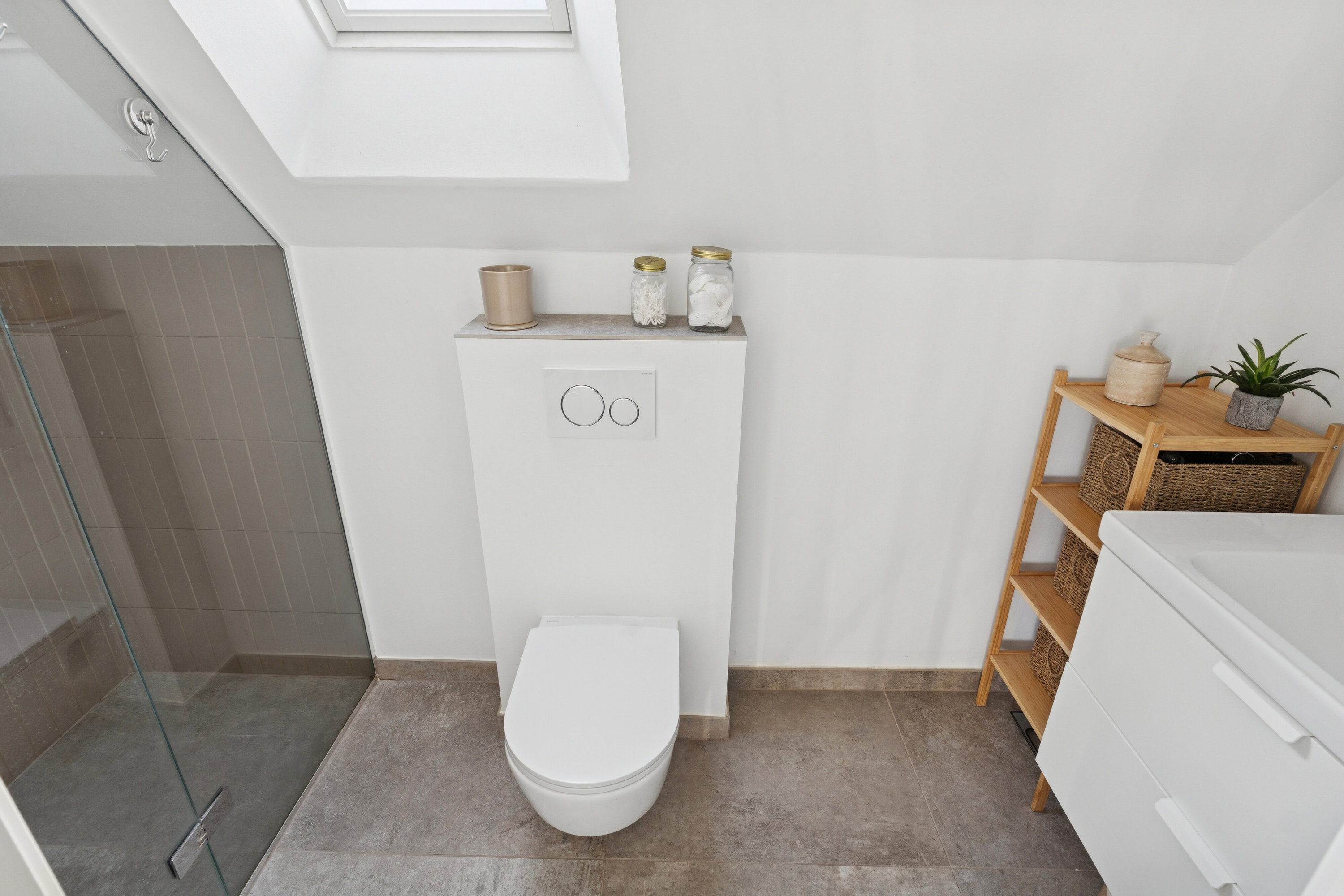 Fremhævet badeværelse billede i fuldskærmstilstand. Billede af Strandholms Alle 29, 2650 Hvidovre