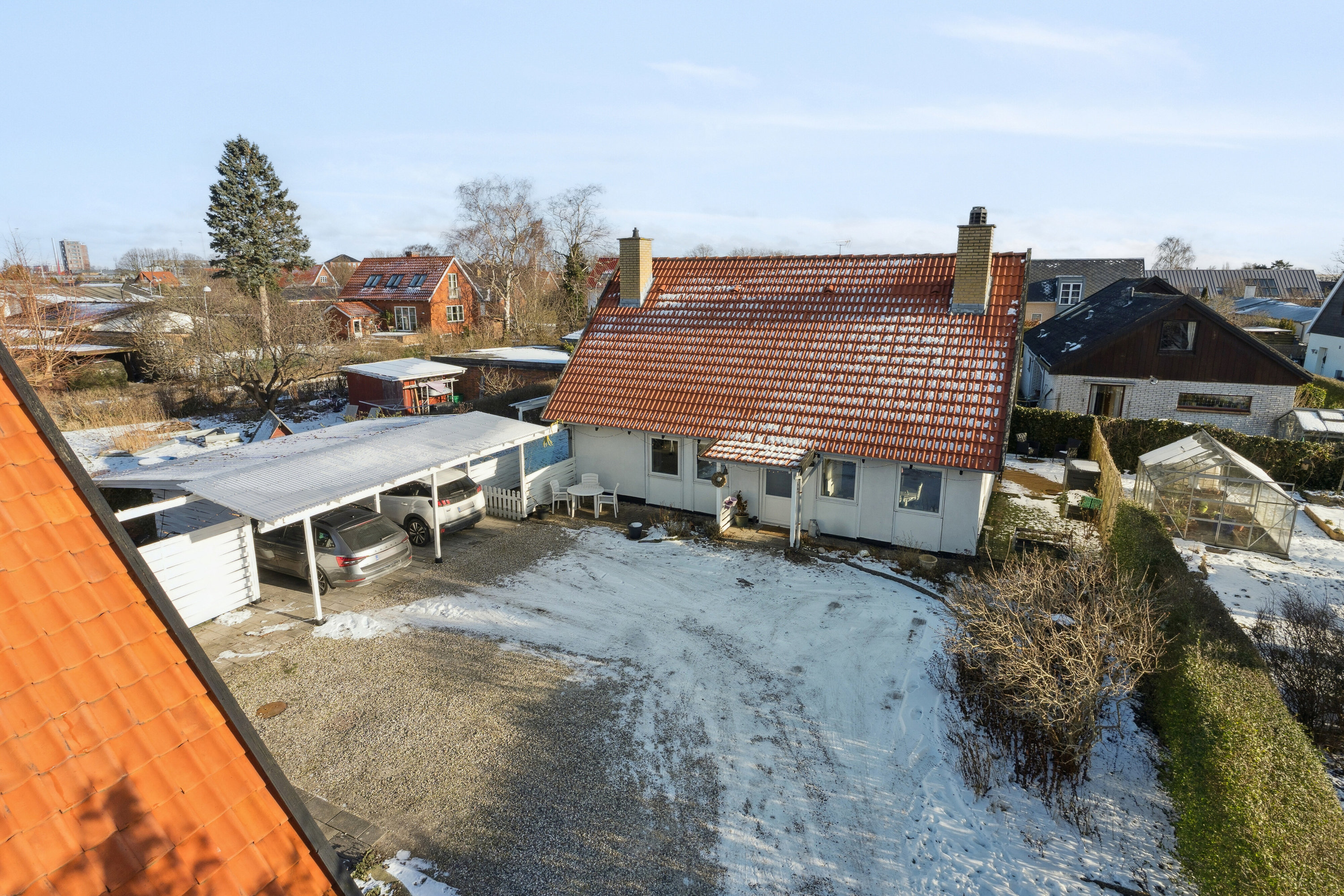 Fremhævet set fra haven billede i fuldskærmstilstand. Billede af Strandholms Alle 29, 2650 Hvidovre