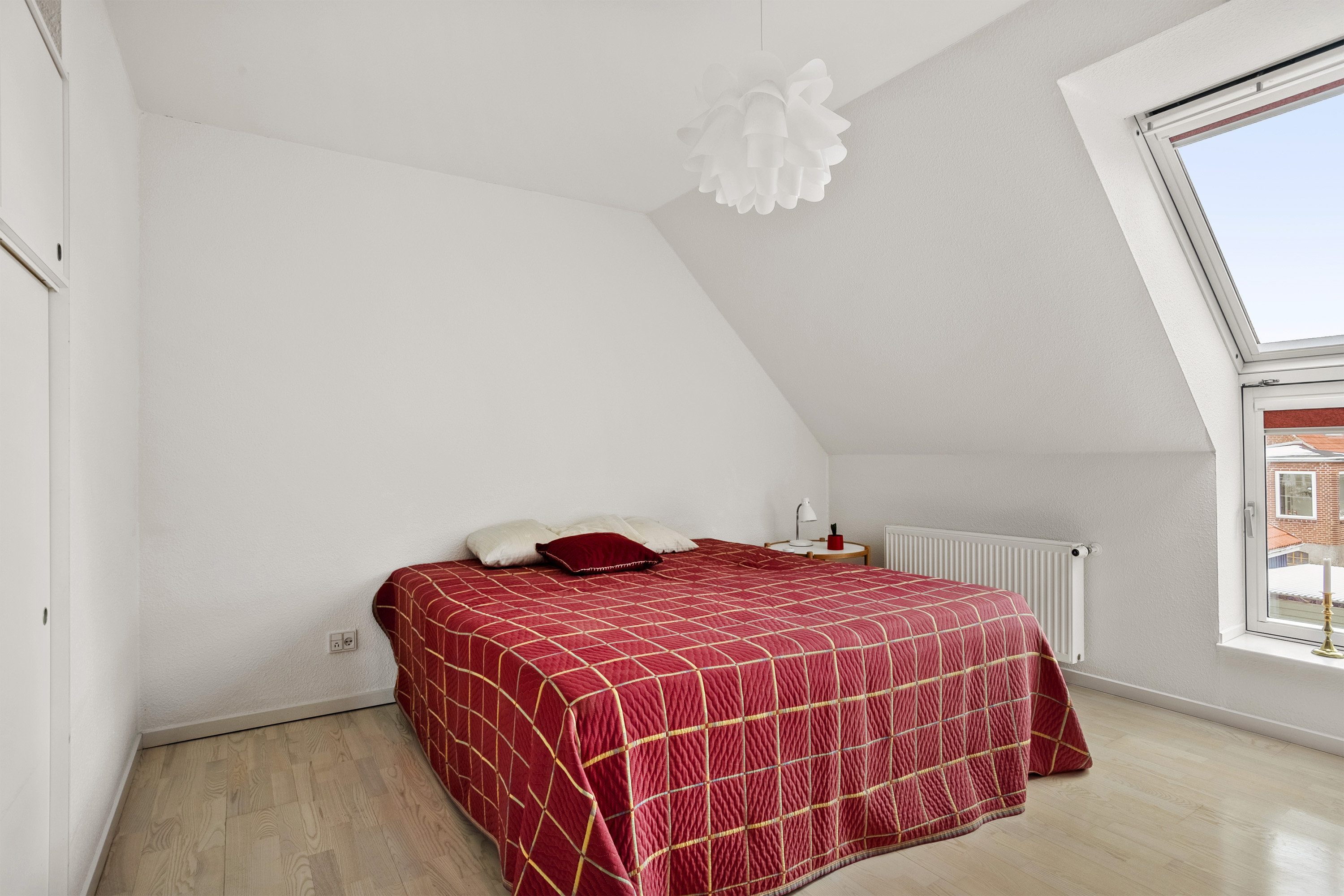 Fremhævet soveværelse billede i fuldskærmstilstand. Billede af Aastrupvej 36F, 1. tv., 6100 Haderslev