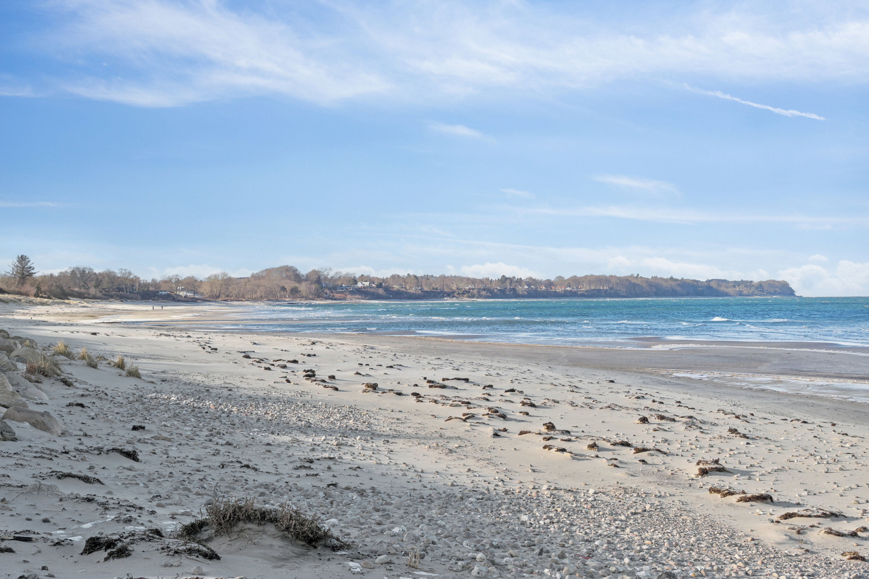 Fremhævet udendørs billede i fuldskærmstilstand. Billede af Kragevej 7, 3120 Dronningmølle