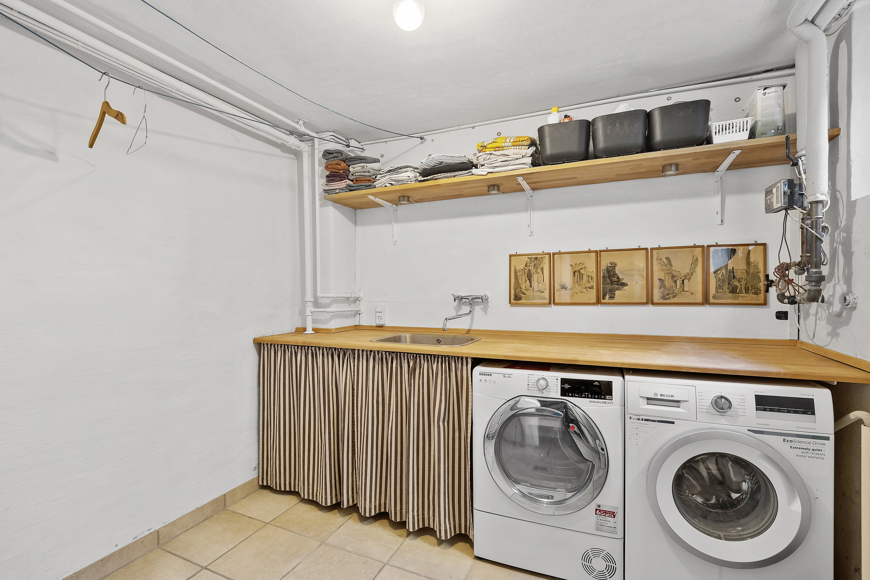 Fremhævet værelse billede i fuldskærmstilstand. Billede af Bergsvej 31, 5230 Odense M