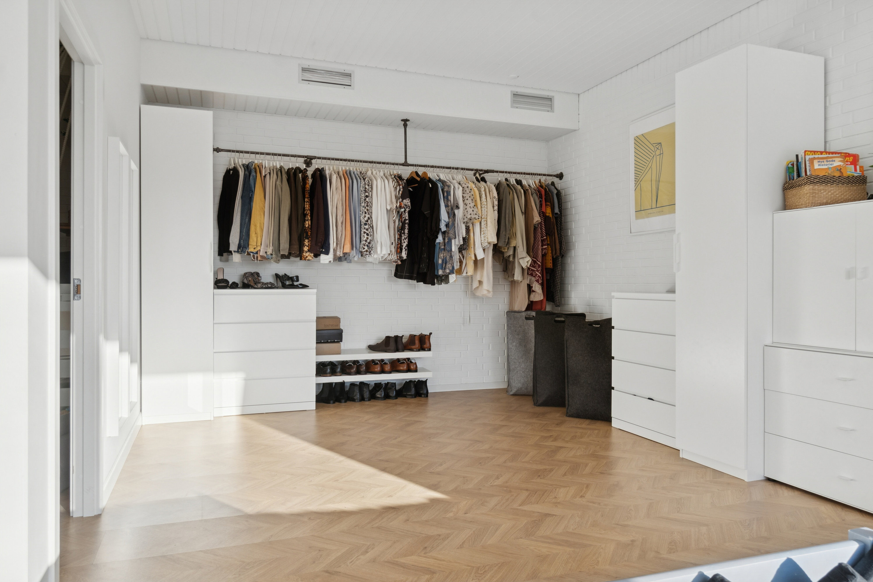 Fremhævet soveværelse billede i fuldskærmstilstand. Billede af Engvangen 3, Ottestrup, 4200 Slagelse