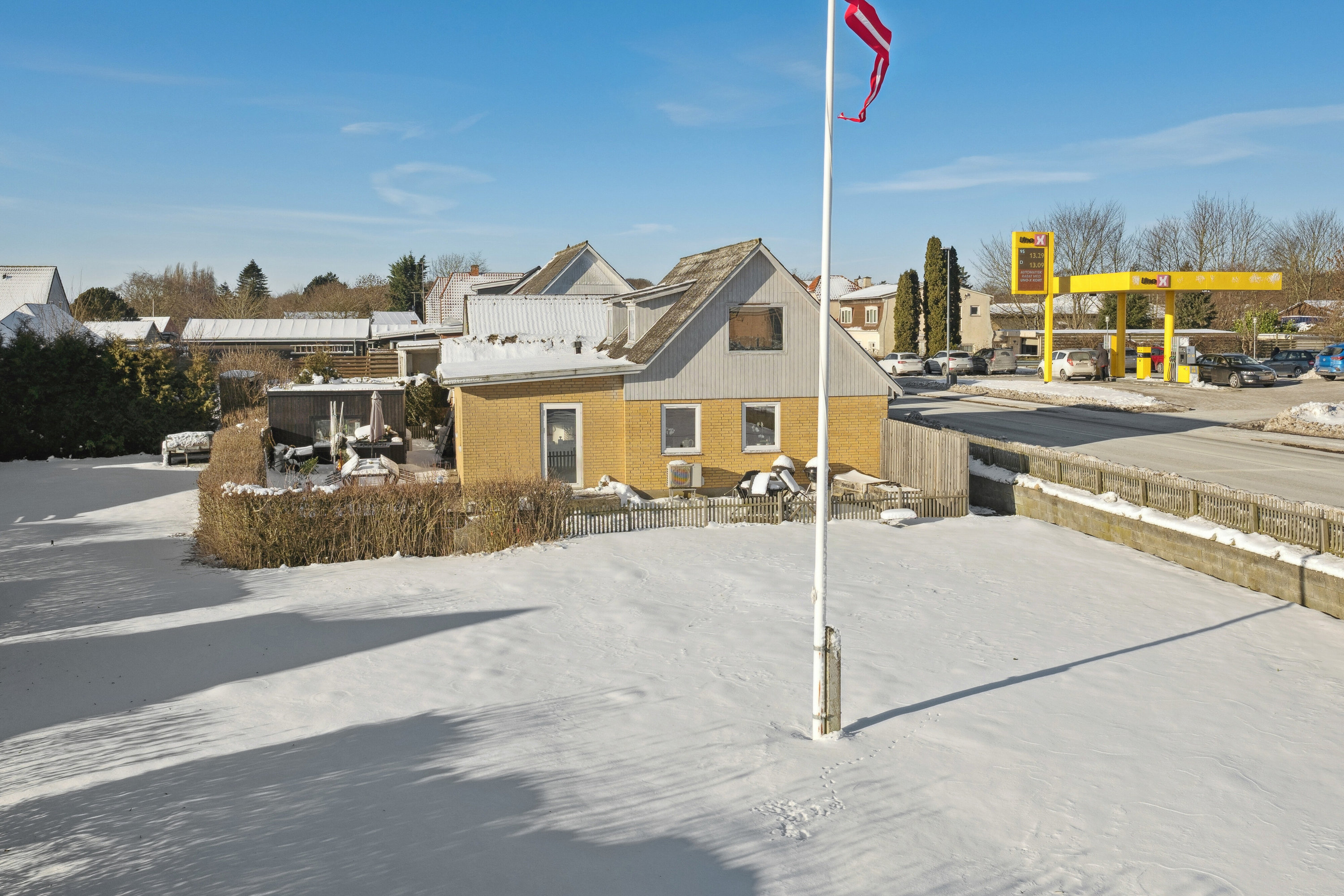 Fremhævet set fra vejen billede i fuldskærmstilstand. Billede af Vordingborgvej 34, 4773 Stensved