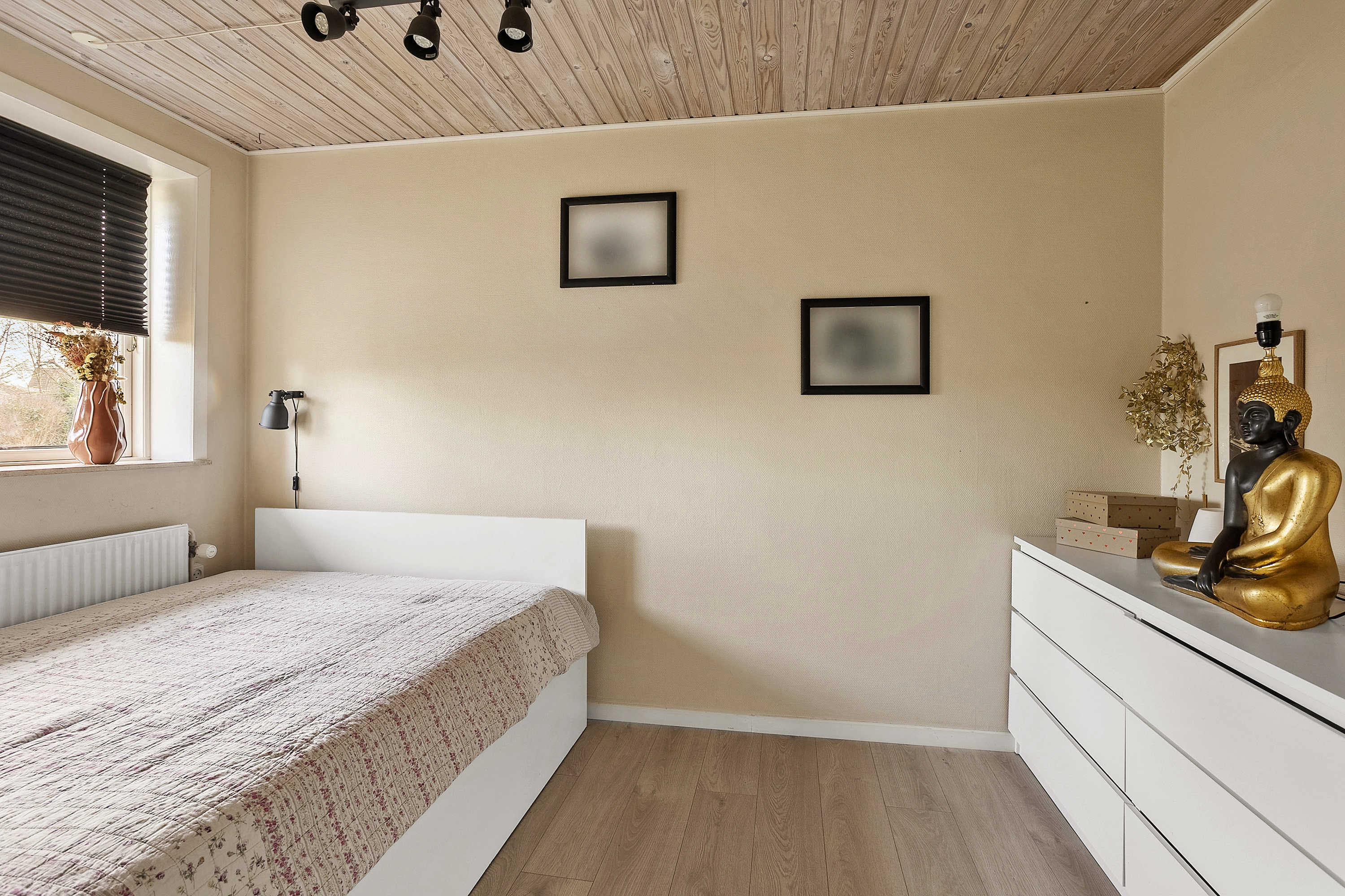 Fremhævet værelse billede i fuldskærmstilstand. Billede af Kornmarken 3, Foldingbro, 6650 Brørup