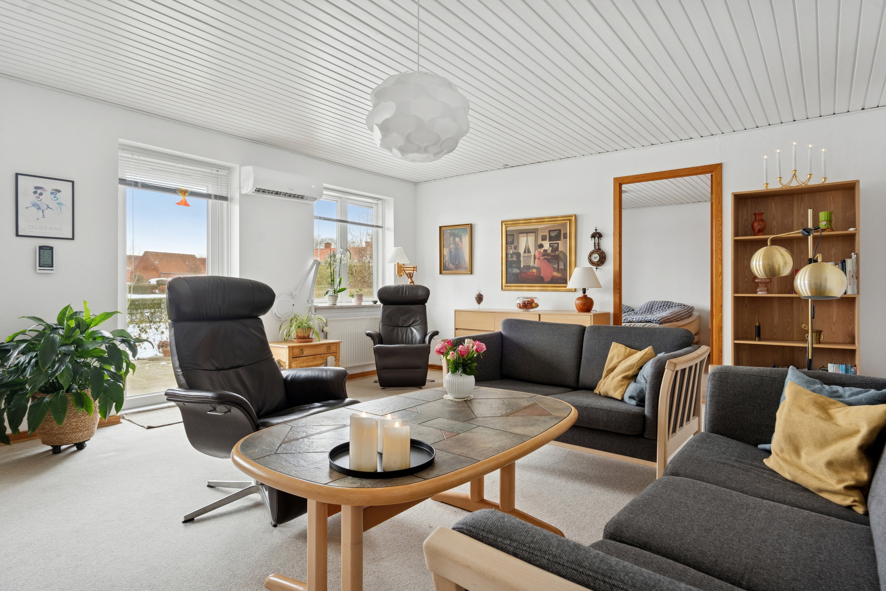 Fremhævet stue billede i fuldskærmstilstand. Billede af Kalveknækket 24, Kollund, 6340 Kruså