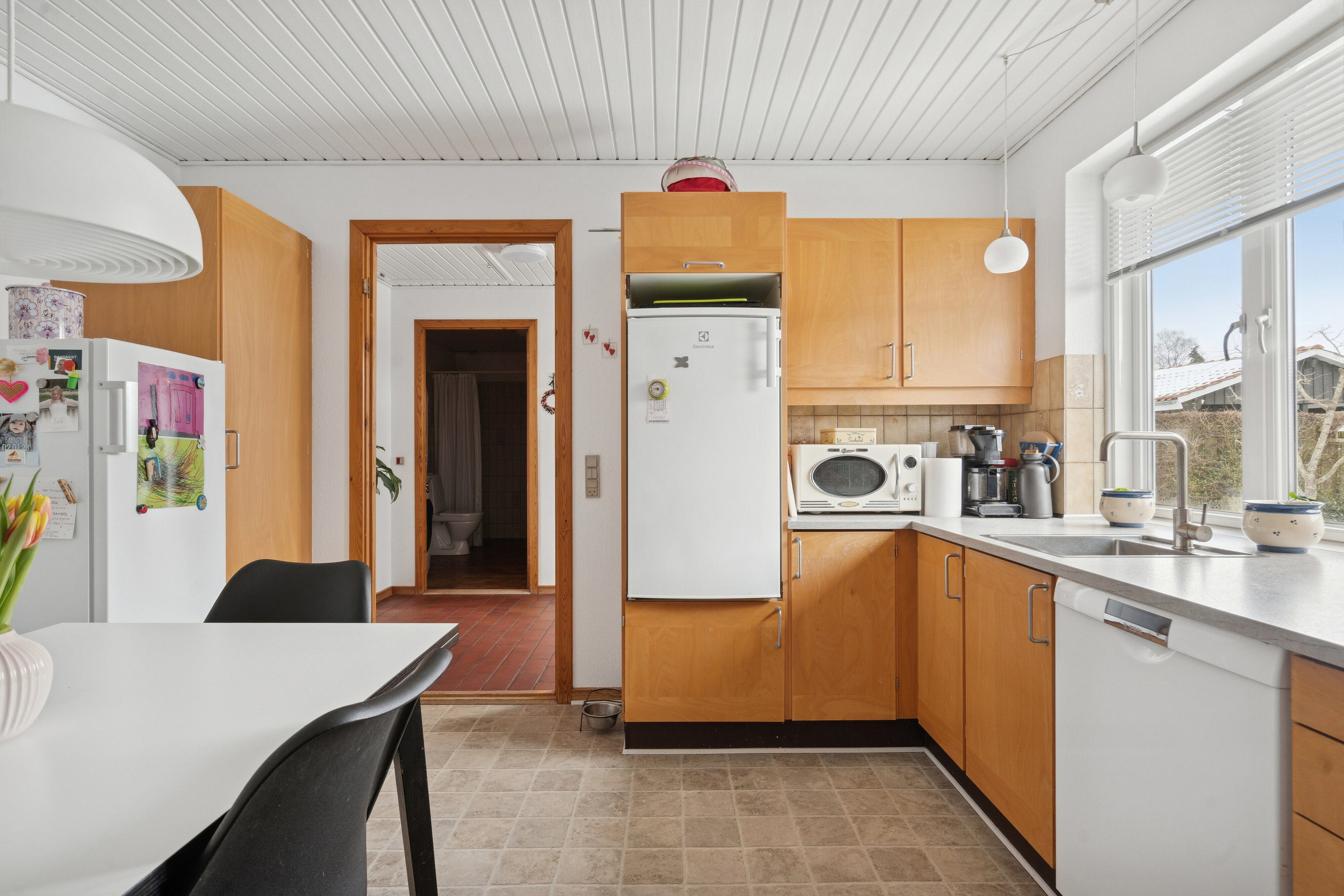 Fremhævet køkken billede i fuldskærmstilstand. Billede af Kalveknækket 24, Kollund, 6340 Kruså